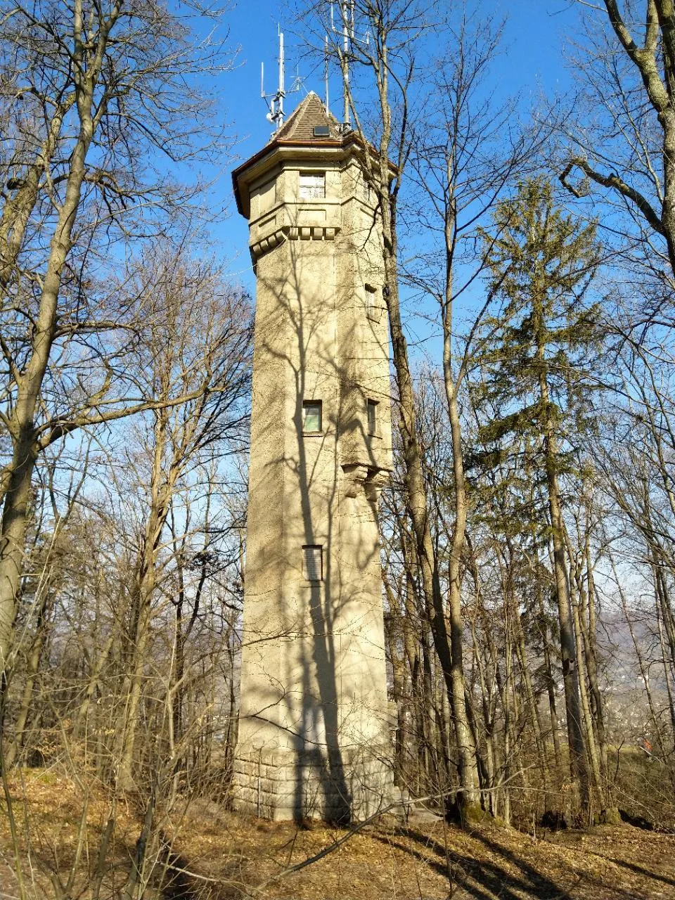 Photo showing: Wasserturm der Landeswasserversorgung von 1917 auf dem Schönbühl hoch über dem Remstal