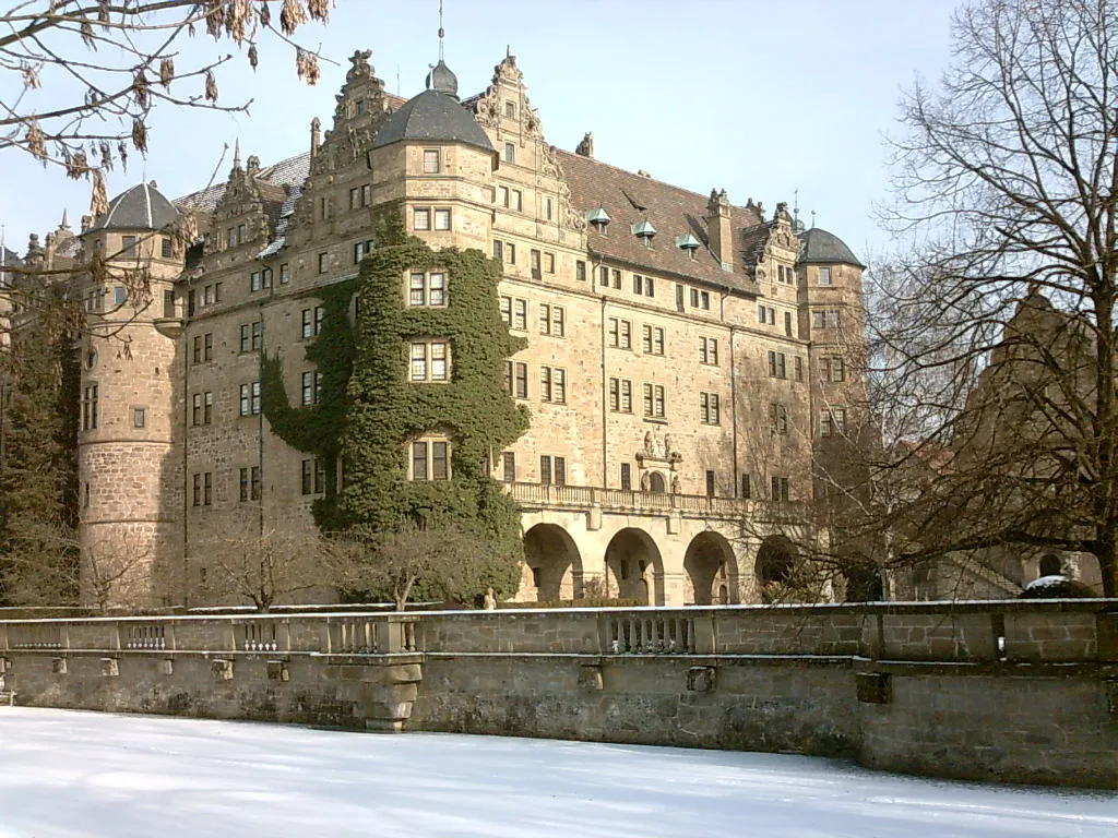 Photo showing: Schloss Neuenstein (Hohenlohe), selbst fotografiert, Januar 2006
