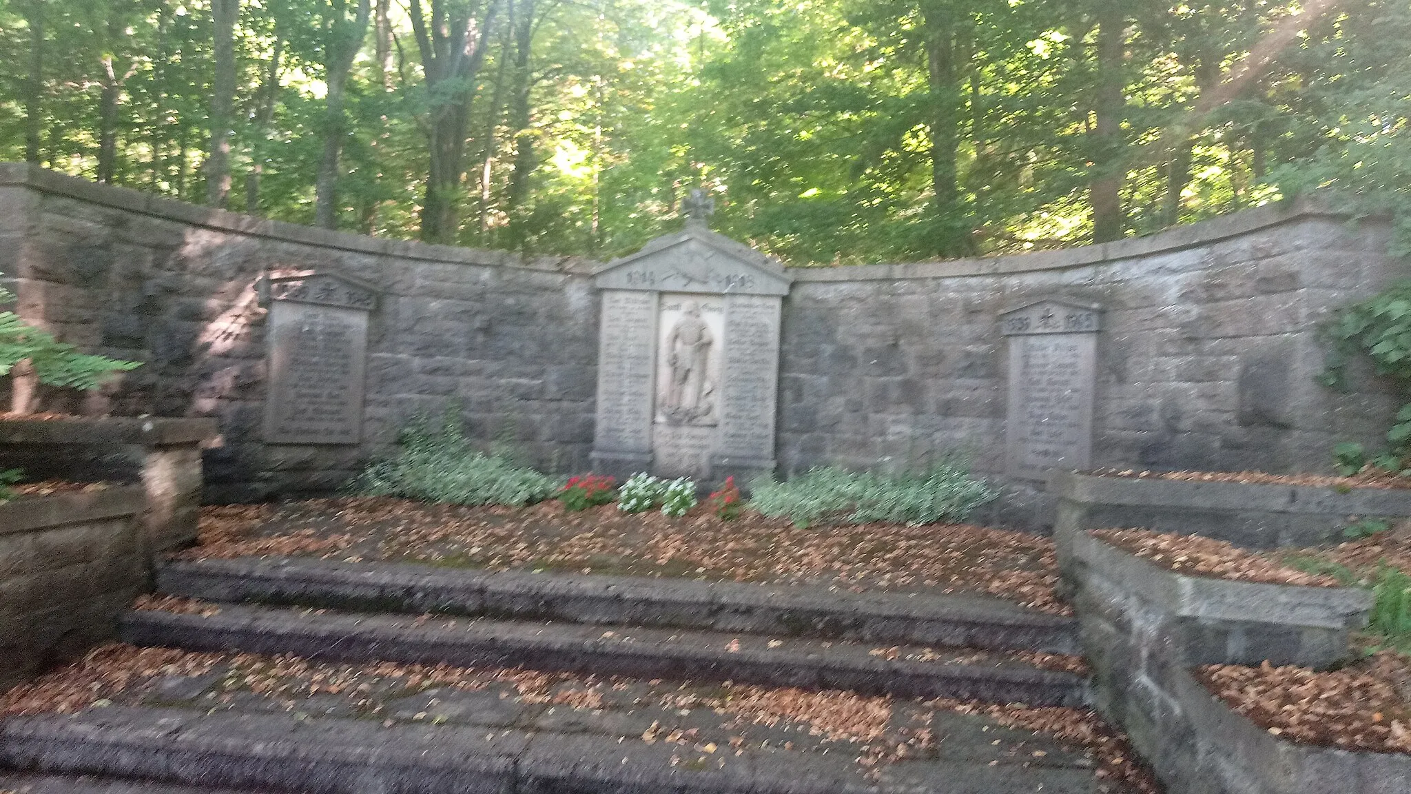 Photo showing: Kriegerdenkmal Oberndorf