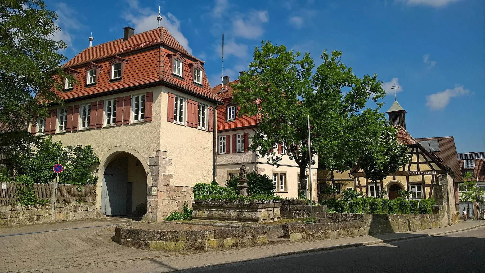 Photo showing: Ehemaliges Schloss der Grafen und Fürsten von Hohenlohe. Auch "Schlössle" genannt.