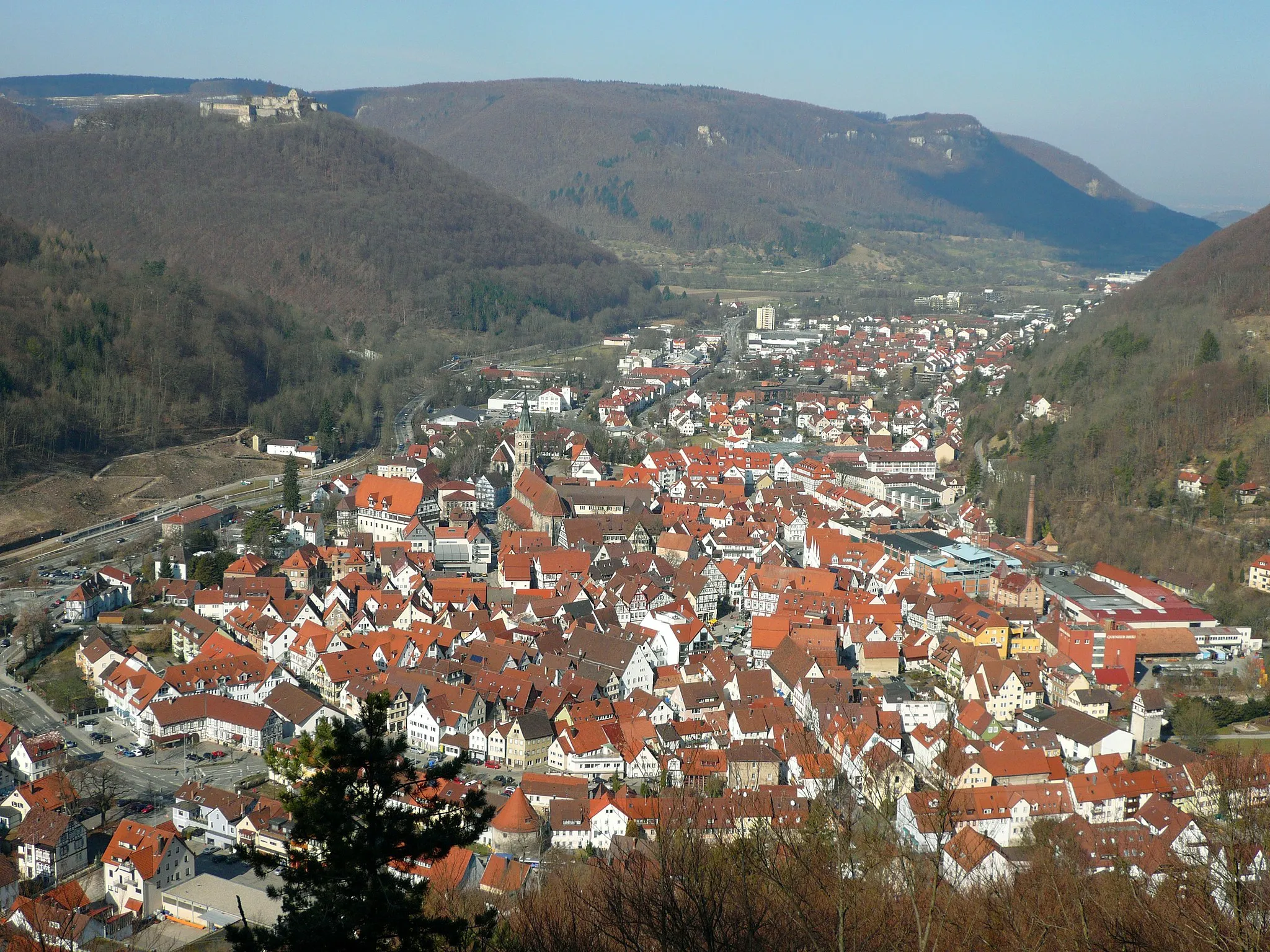 Photo showing: View on Bad Urach from Michelskapelle