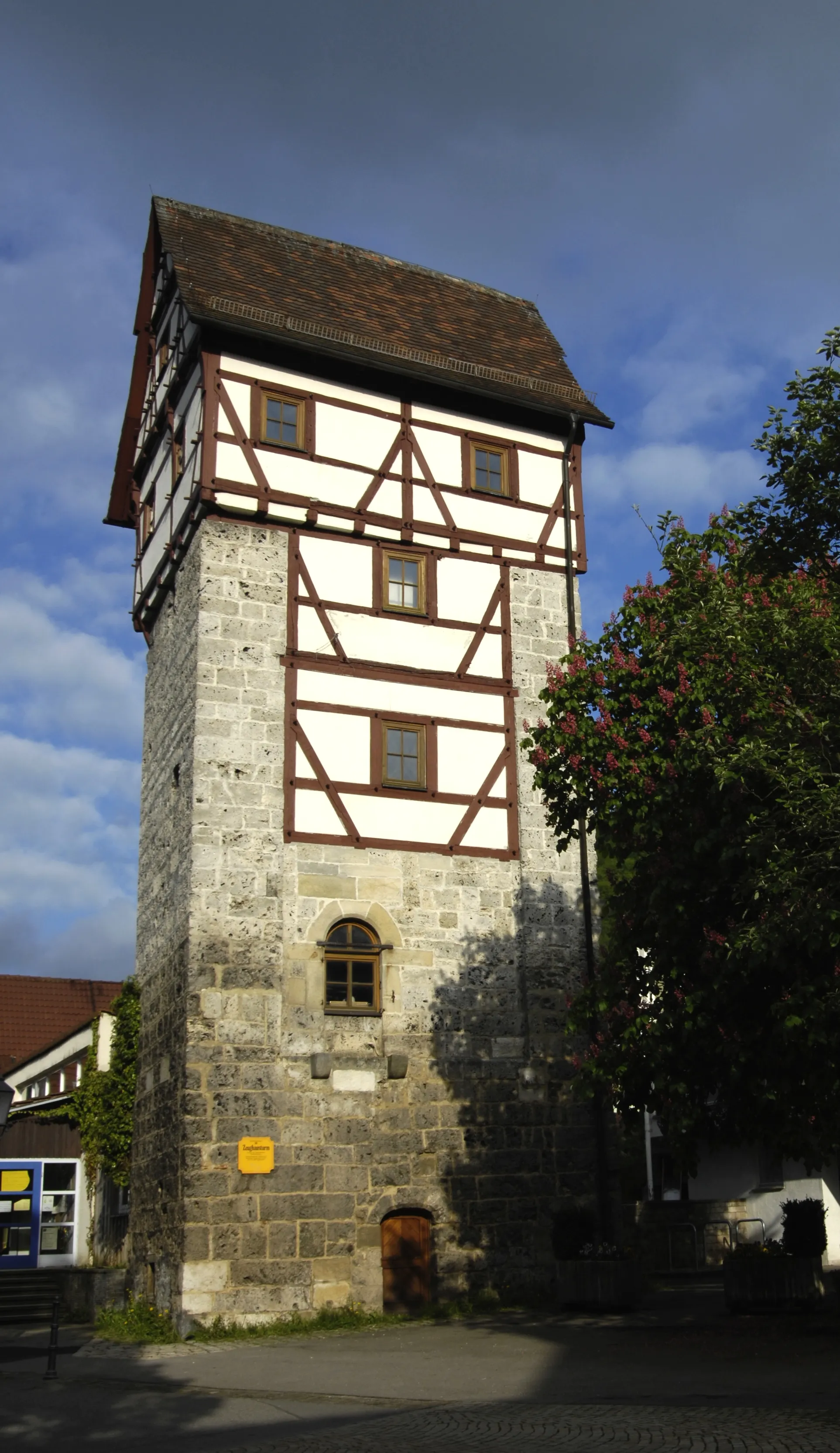 Photo showing: Bad Urach, Schwäbische Alb, der so genannte Zeughausturm