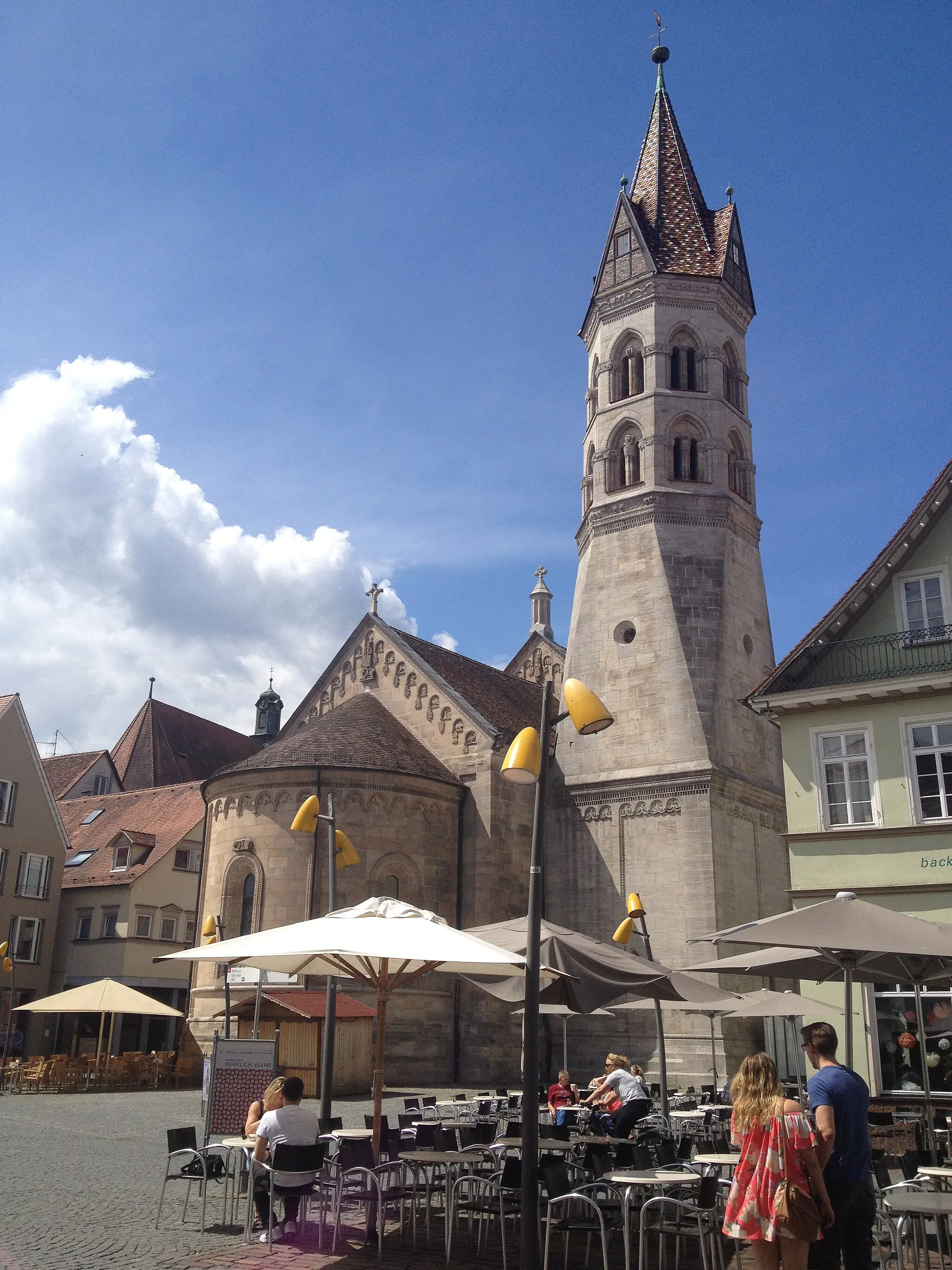 Photo showing: A view of the east side of the church, the Münster roof and tower can be seen in the background.