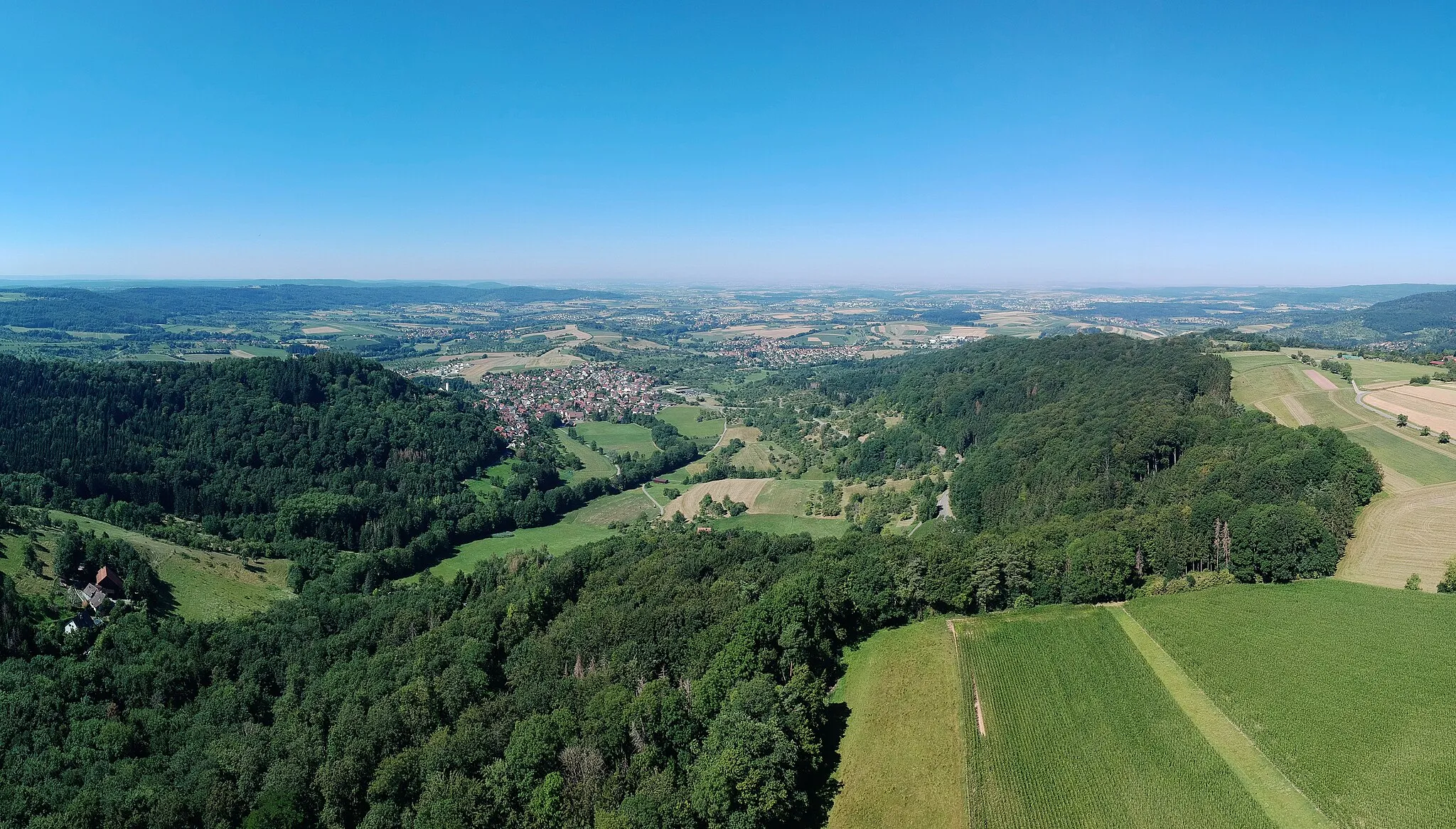 Photo showing: Luftbildpanorama über Auenwald und Backnanger Bucht. Aufnahmestandort Nähe Sechselberg, 100 m über Grund.