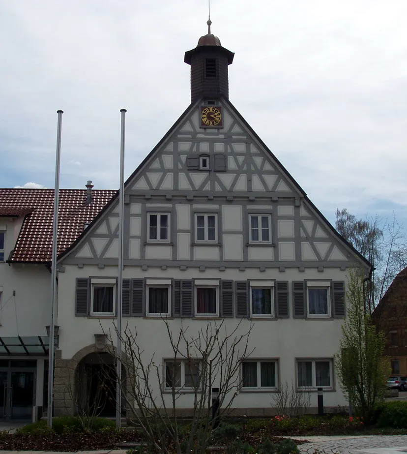 Photo showing: Uhinger Rathaus, Nordseite