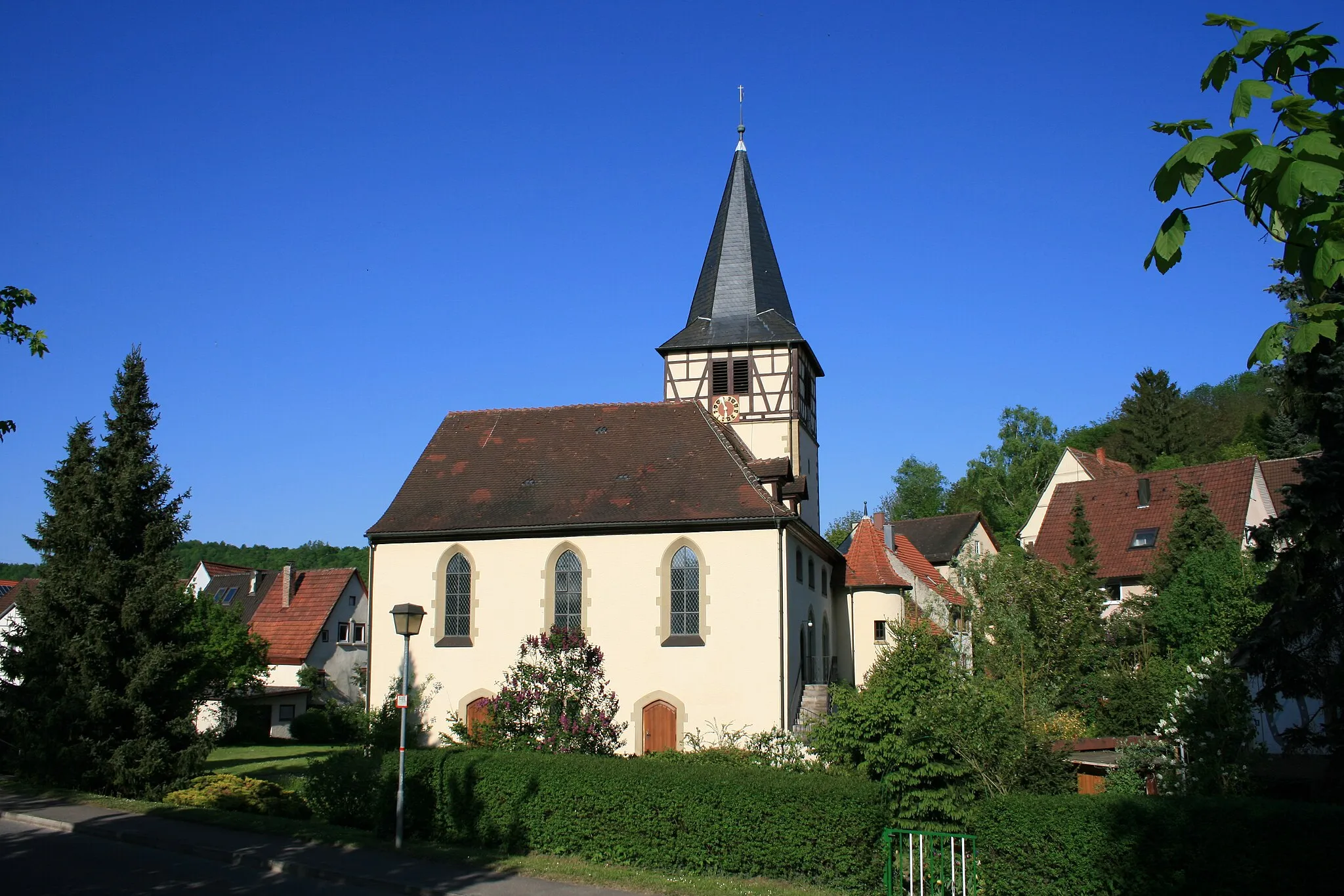Photo showing: Die evangelische Kirche im Öhringer Stadtteil Ohrnberg