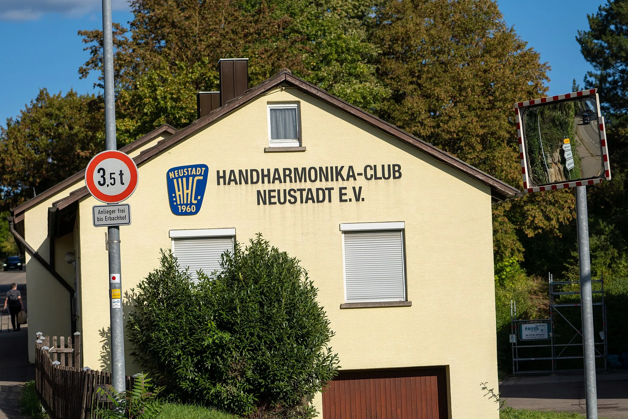 Photo showing: Handharmonika-Club Neustadt e.V.