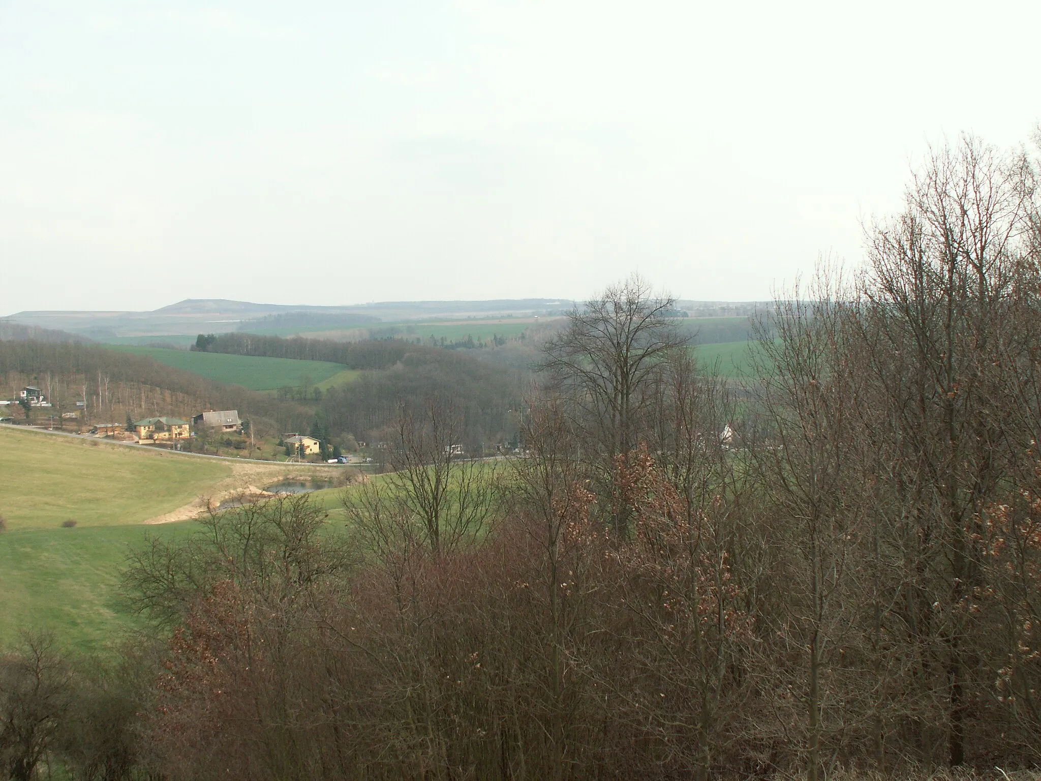 Photo showing: View from the tumulus at Colliser Berg in Gera, Germany, in the year 2007