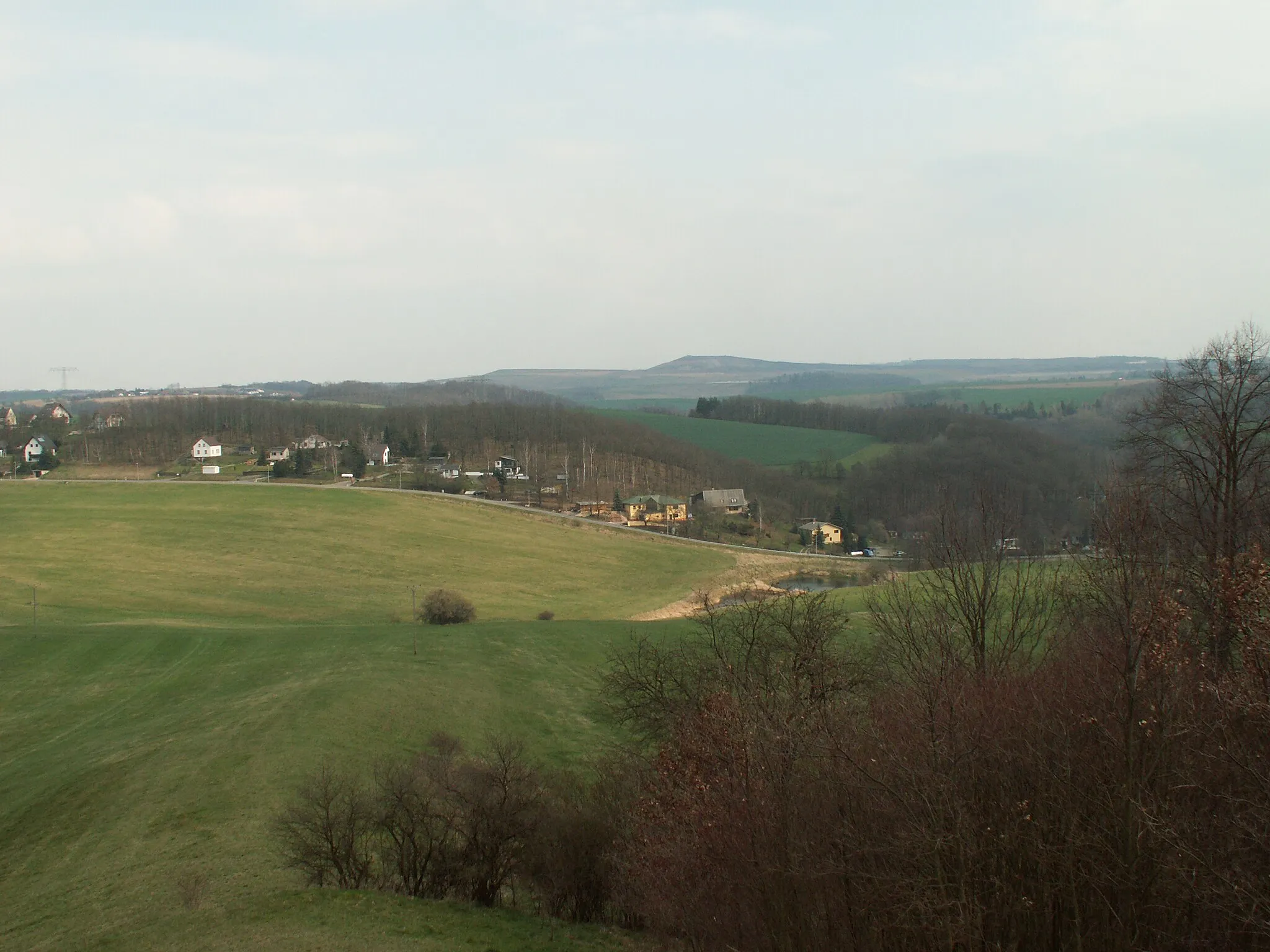 Photo showing: View from the tumulus at Colliser Berg in Gera, Germany, in the year 2007