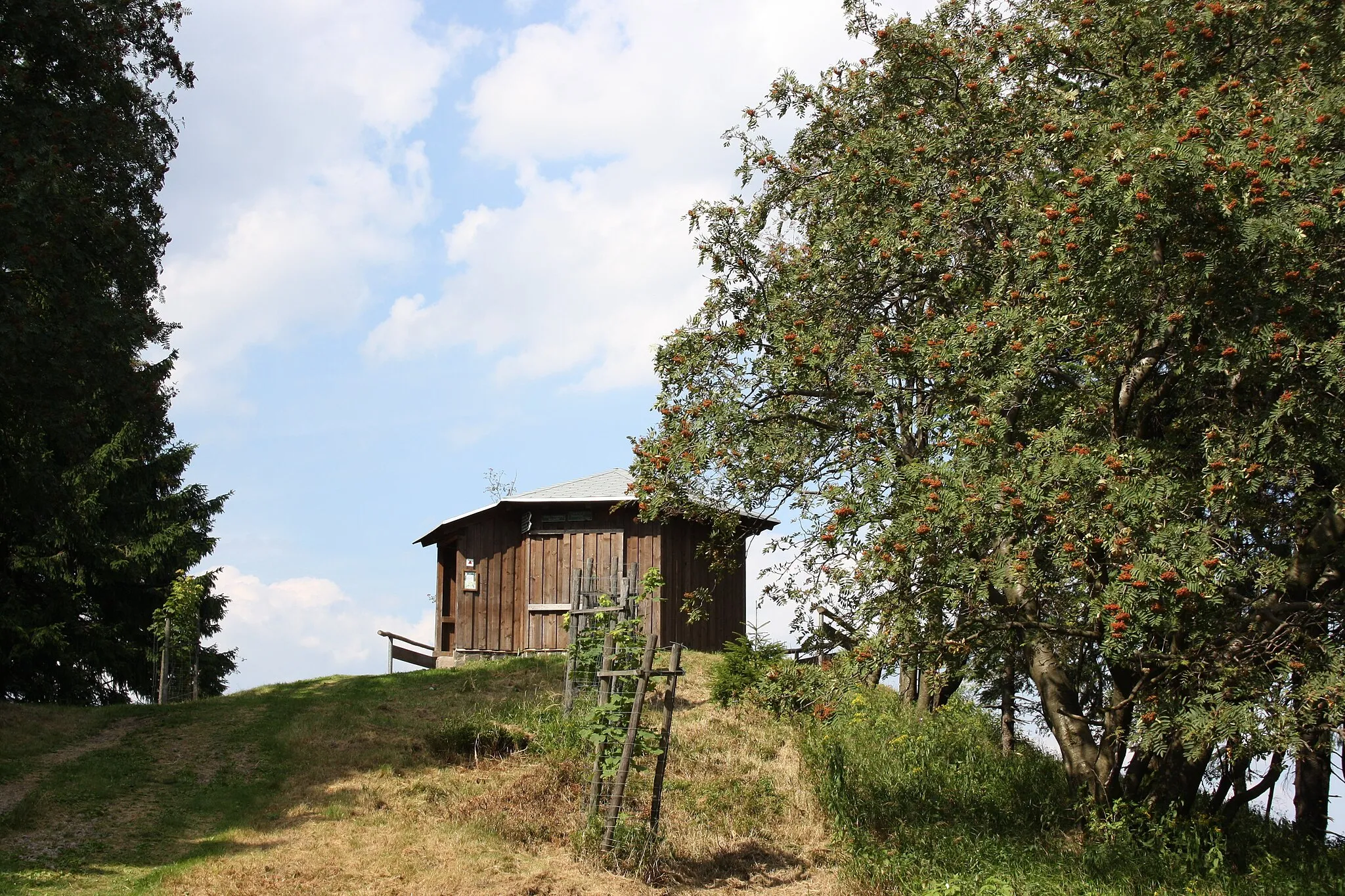 Photo showing: Germany, Thuringia, District "Ilmkreis" - Finsterberg near Schmiedefeld am Rennsteig, refuge