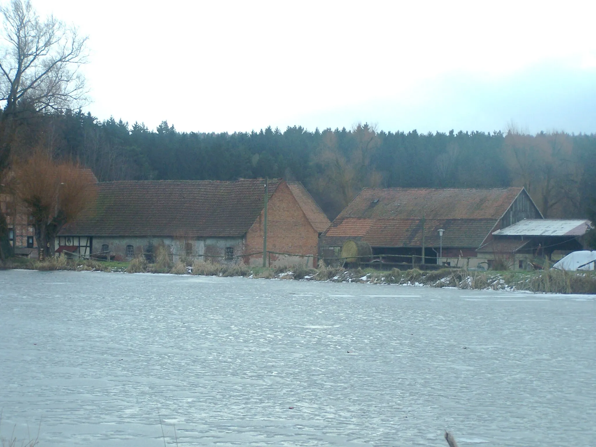 Photo showing: In Weissendiez village.