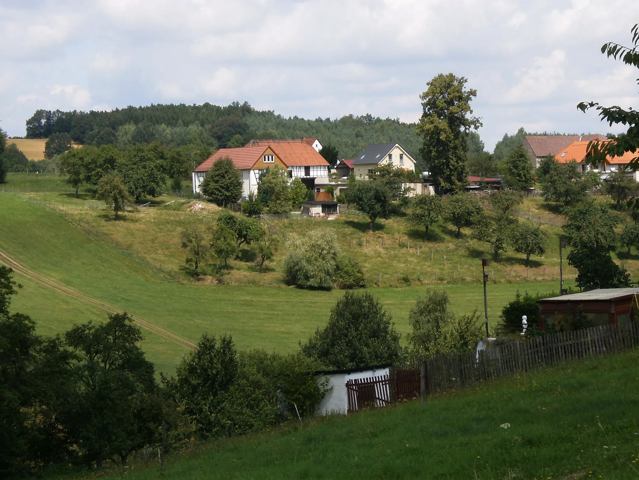 Photo showing: Gera Gorlitzsch, village view..