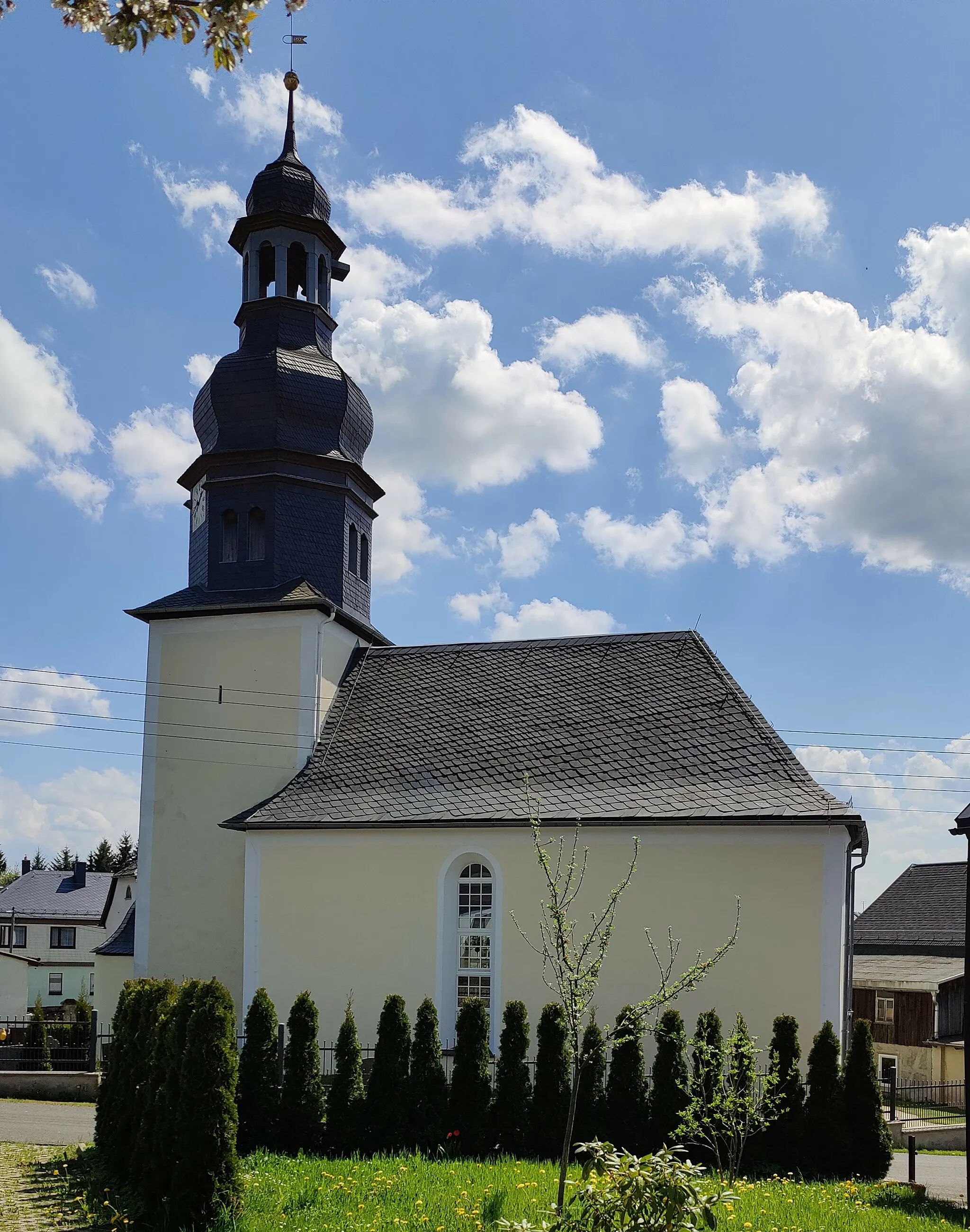 Photo showing: Evangelisch-lutherische Dorfkirche Künsdorf, Gemeinde Tanna, Saale-Orla-Kreis, Thüringen, Deutschland