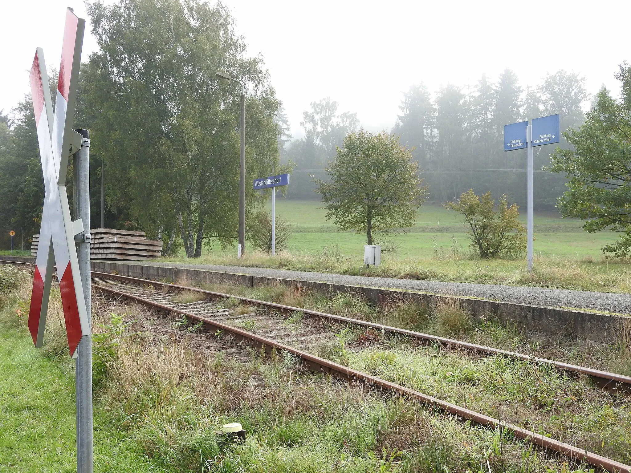 Photo showing: Haltepunkt Wüstendittersdorf in Thüringen