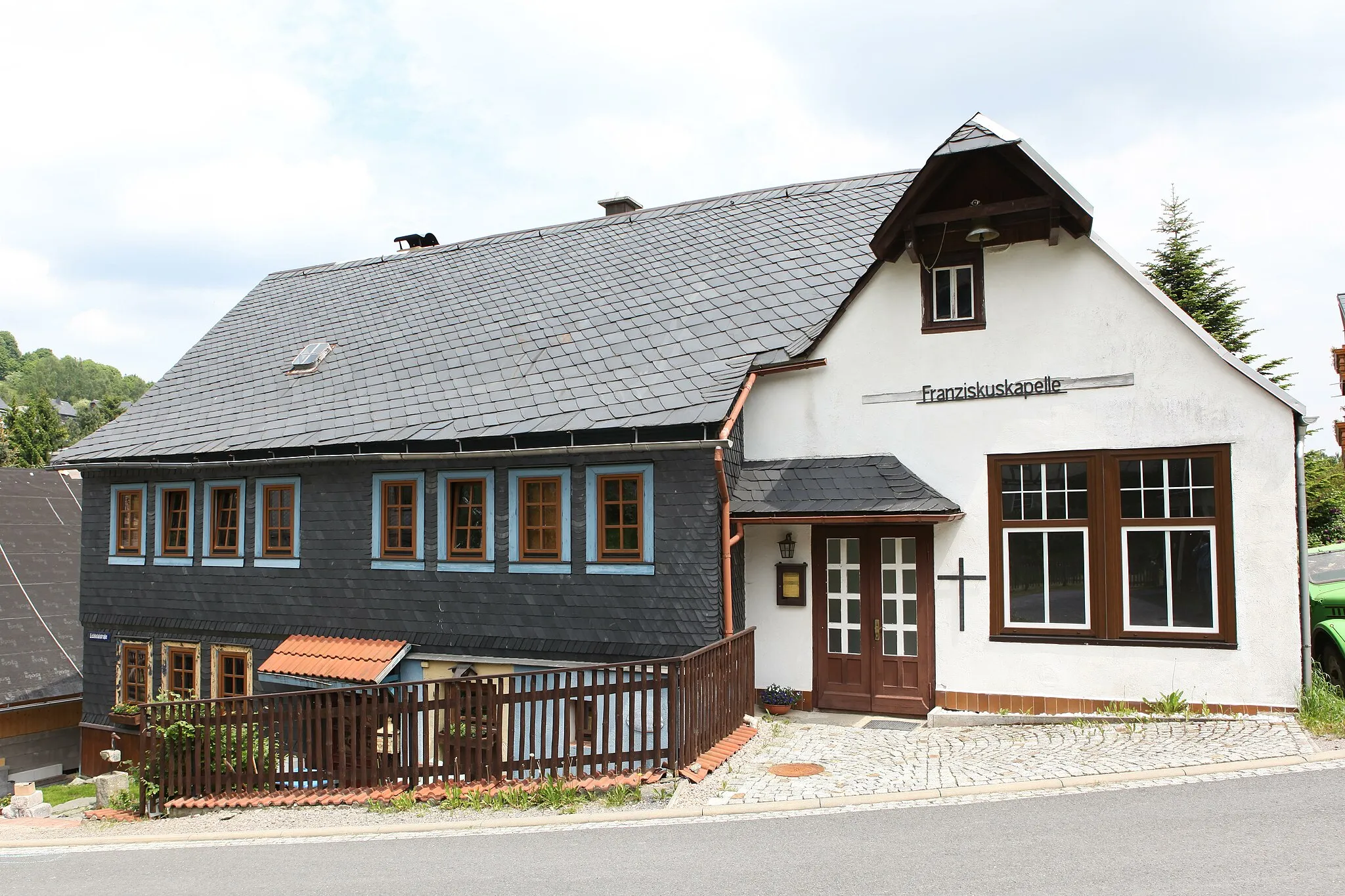 Photo showing: Franziskuskapelle in Deesbach, Gemeinde im Landkreis Saalfeld-Rudolstadt in Thüringen