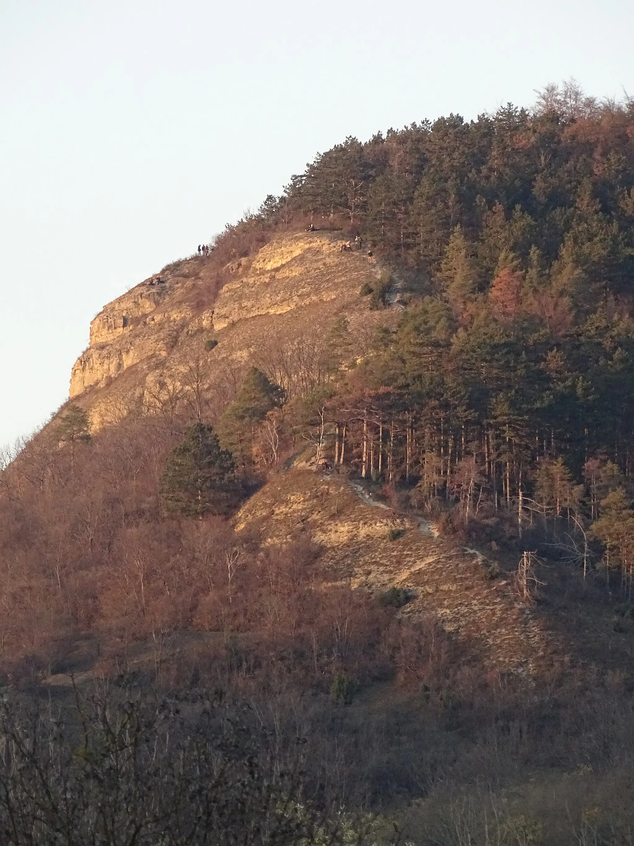 Photo showing: Diebeskrippe Jena in der Abendsonne von Burgau gesehen