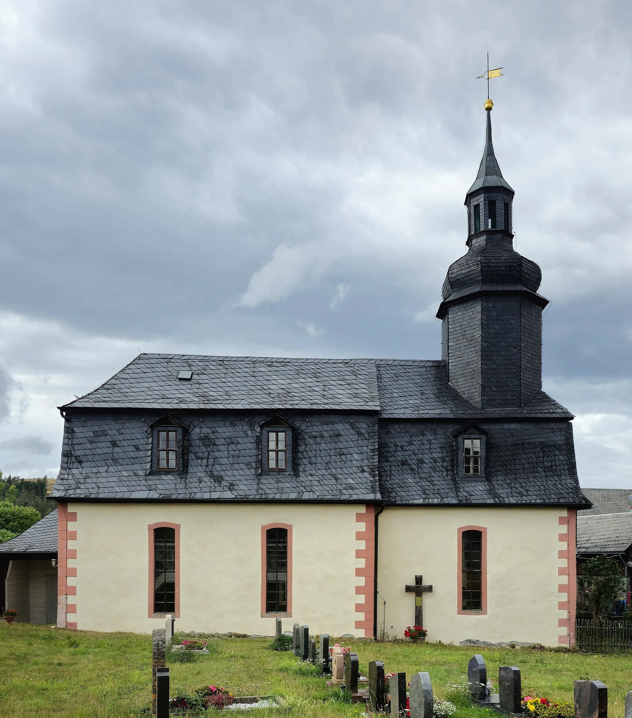 Photo showing: Evangelisch-lutherische Dorfkirche Lositz, Gemeinde Saalfeld/Saale, Landkreis Saalfeld-Rudolstadt, Thüringen, Deutschland