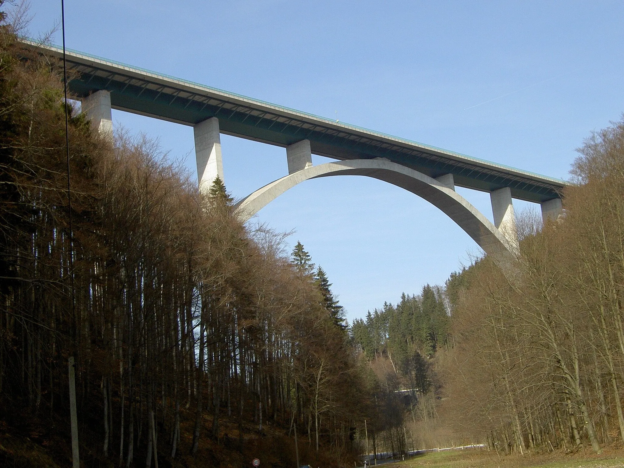 Photo showing: Talbrücke Wilde Gera, Ilm-Kreis
