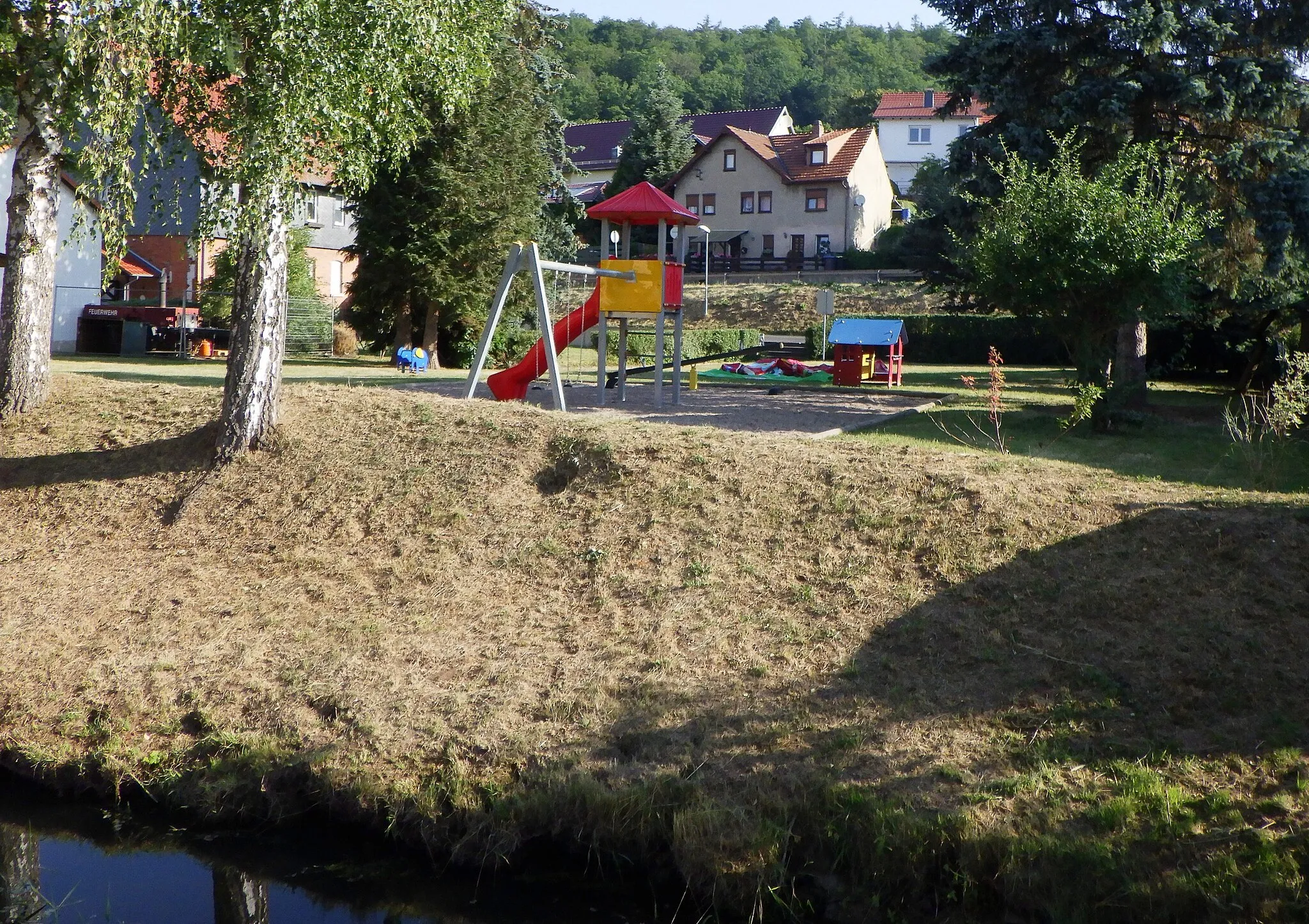 Photo showing: Spielplatz in der Ortslage Förtha, bei der Feuerwache.