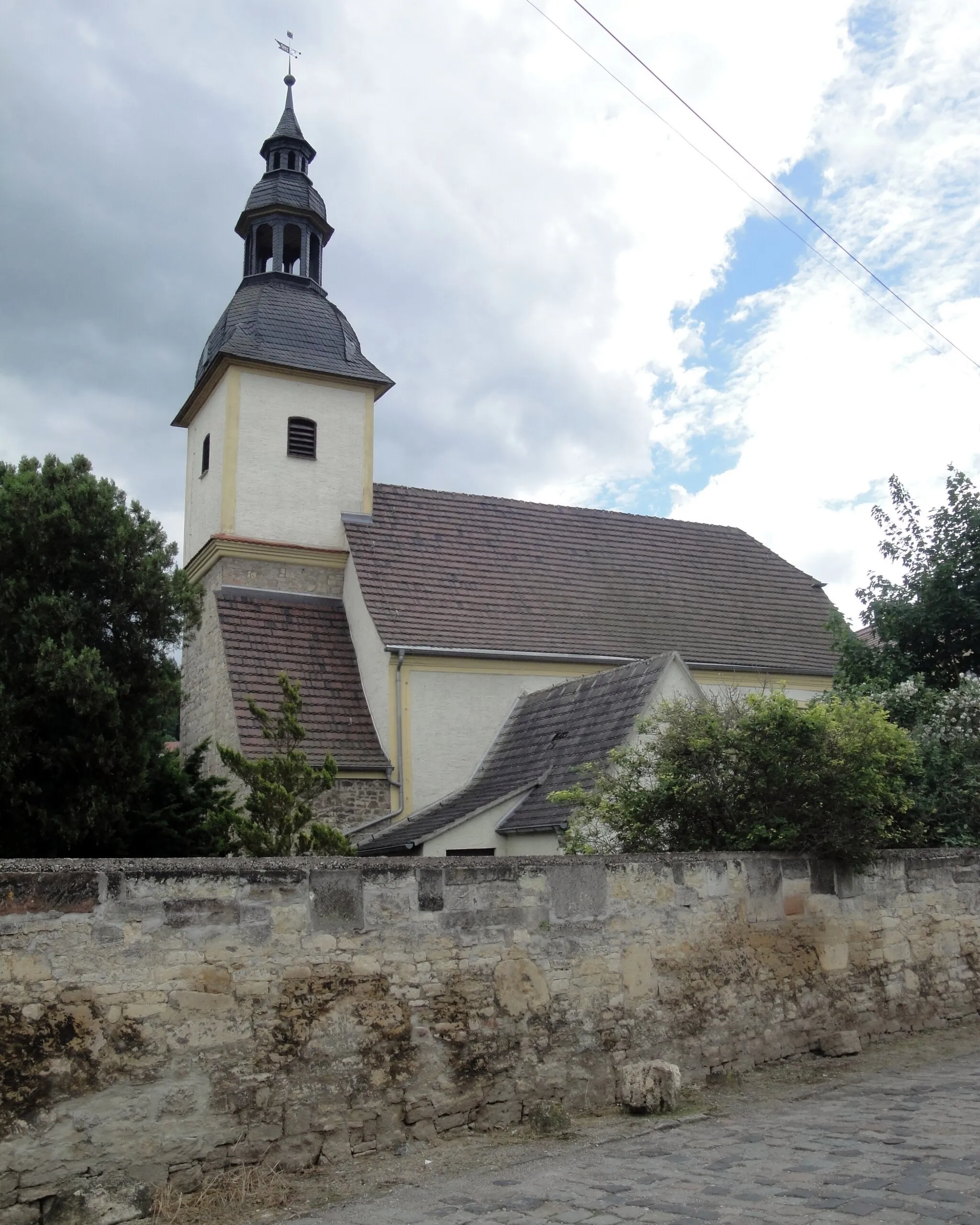 Photo showing: St. Georg church in Almrich, Naumburg (Saale), Germany