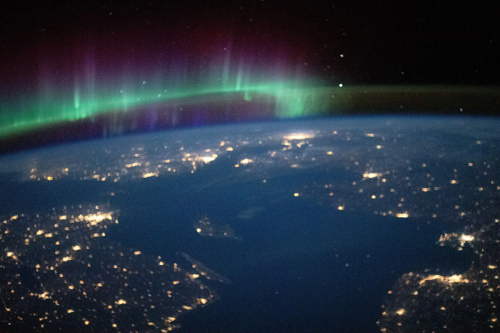 Photo showing: View of Earth taken during ISS Expedition 66.