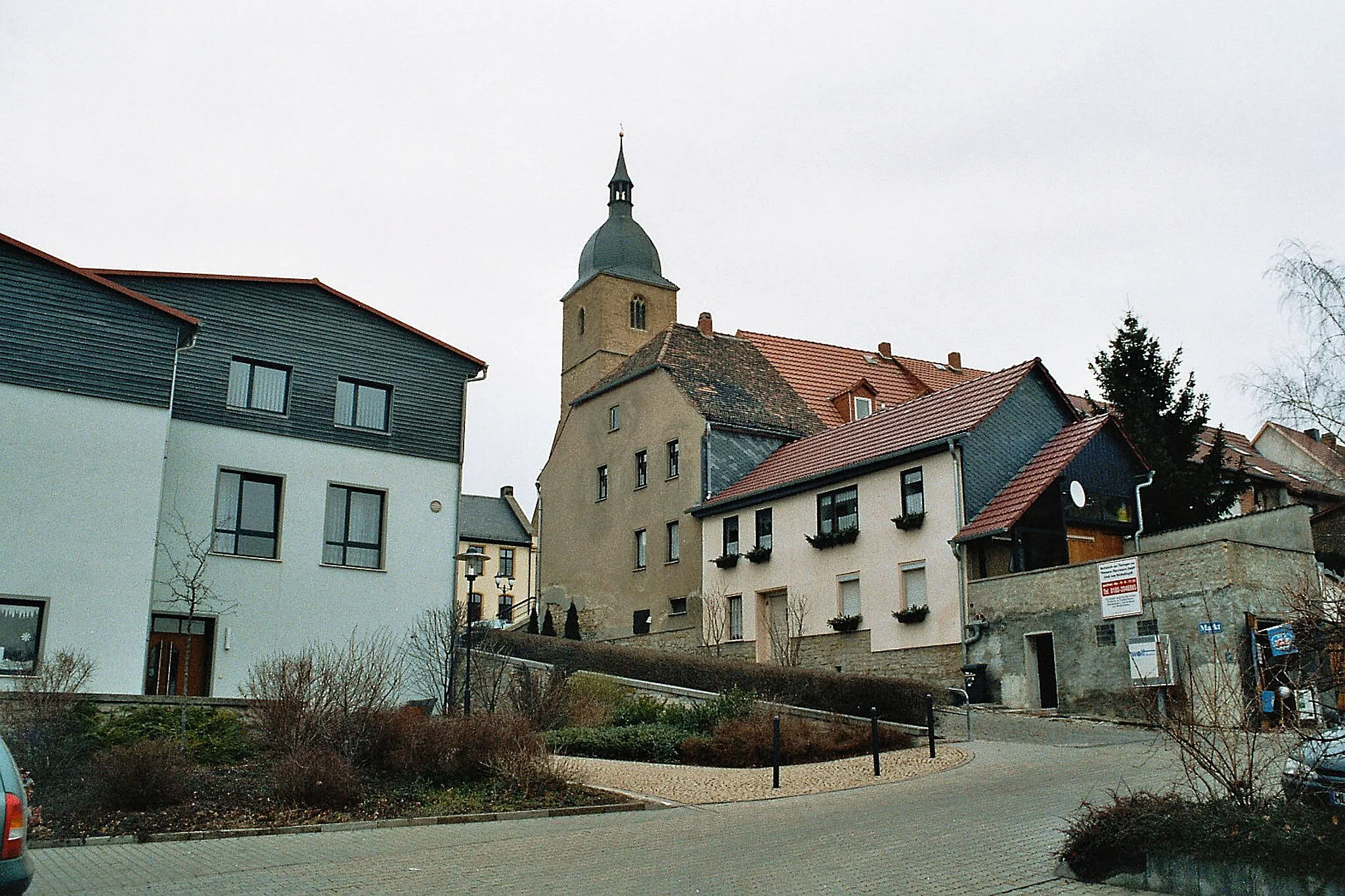 Photo showing: View from Karlsplatz to the church