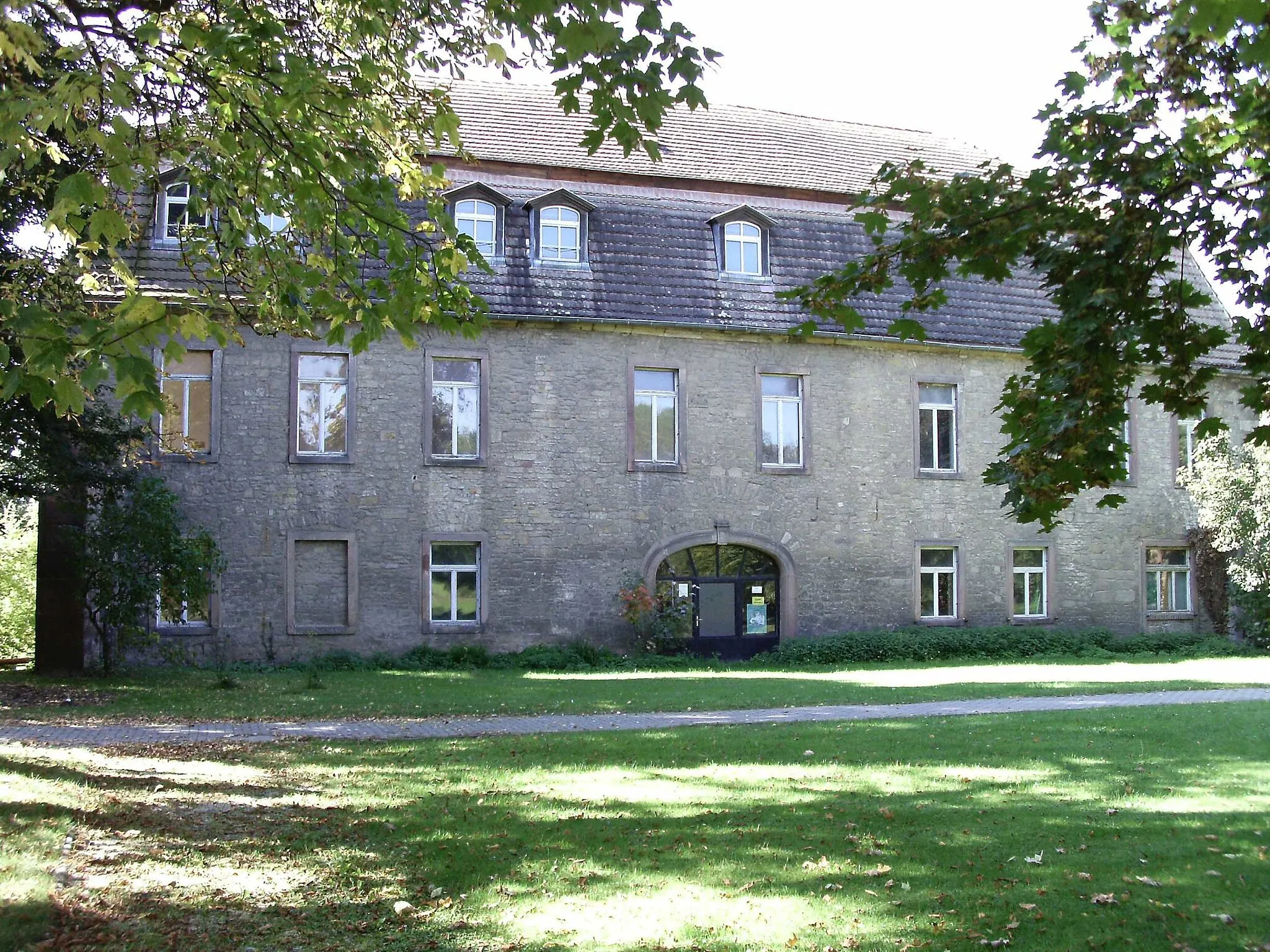 Photo showing: Gleina Castle (district of Burgenlandkreis, Saxony-Anhalt), view from the gardens