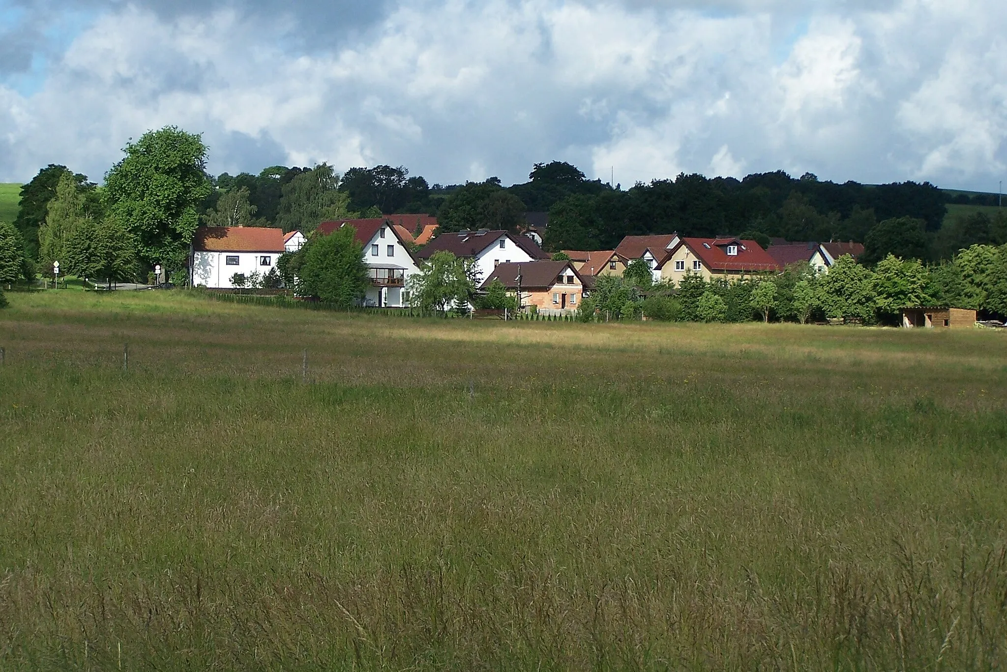 Photo showing: Neuendorf von Osten (Witzelroda) gesehen.