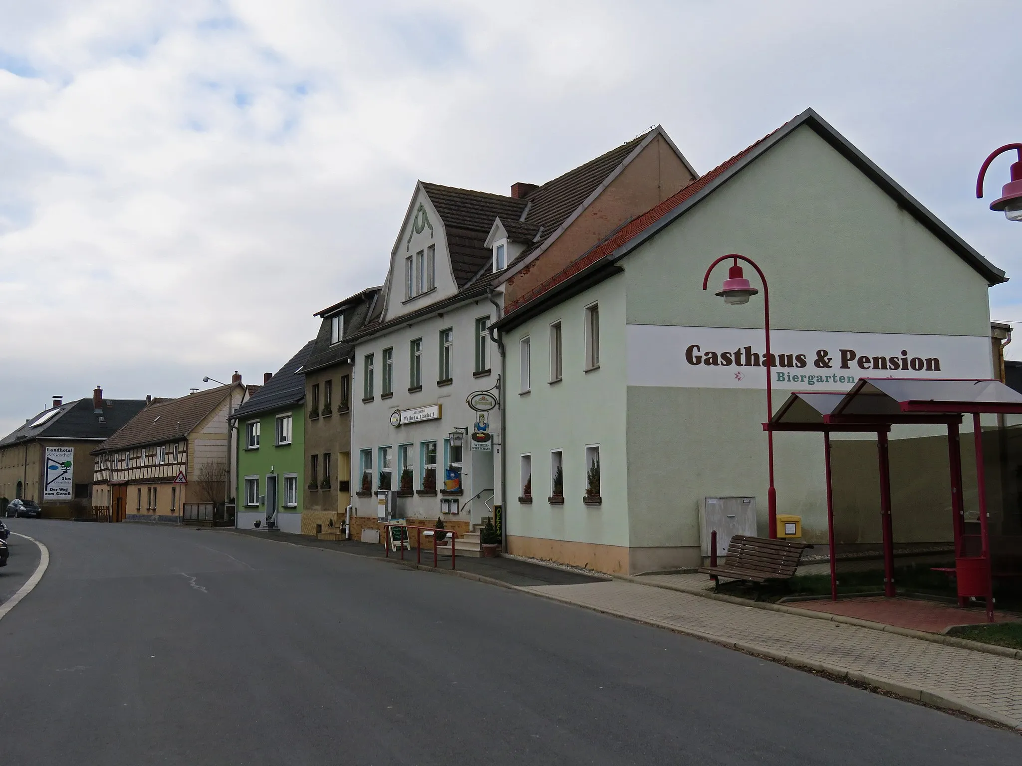 Photo showing: Hauptstraße von Mittelpöllnitz