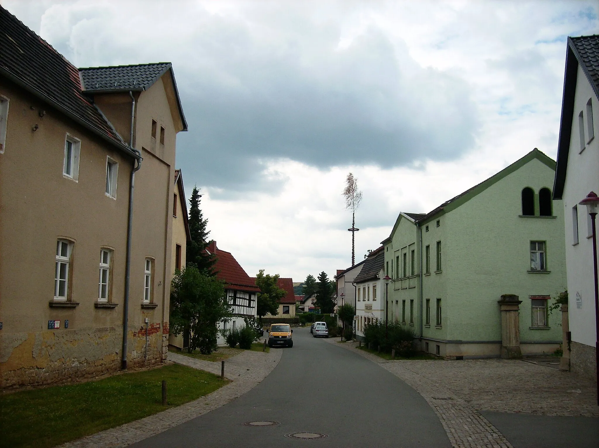 Photo showing: Street in Pohlitz (Bad Köstritz, Greiz district, Thuringia)