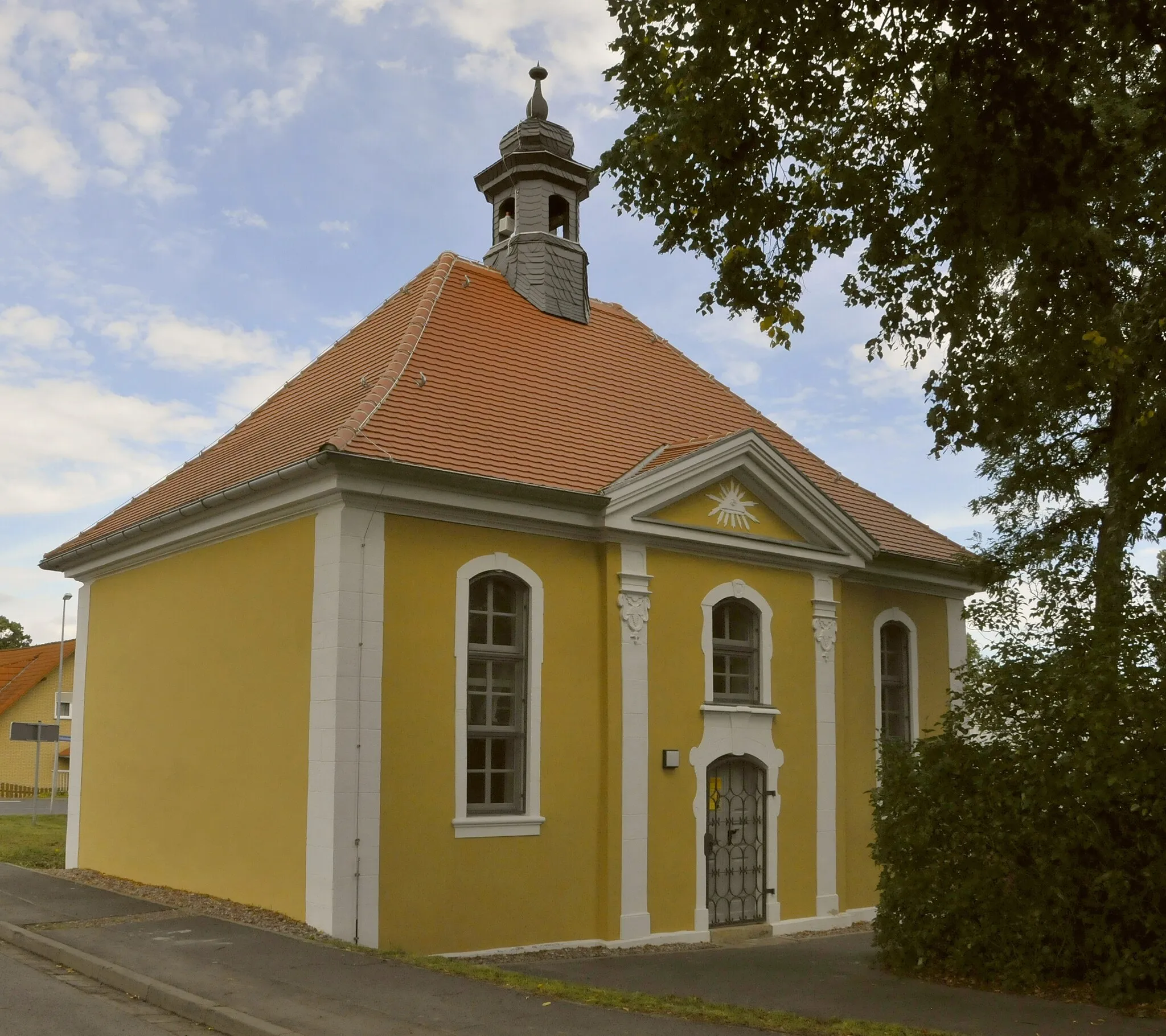 Photo showing: Ohrdruf, Siechhofkirche