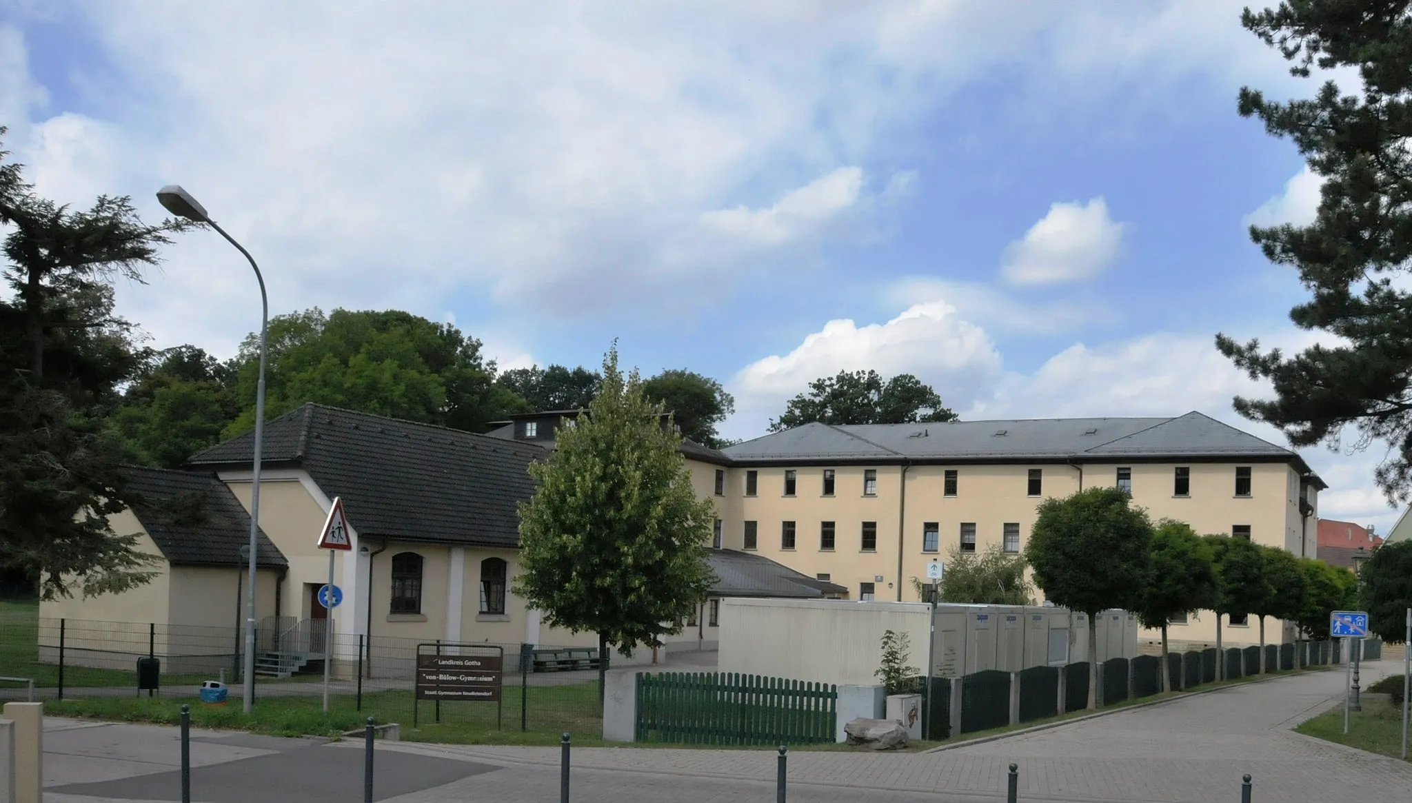 Photo showing: Neudietendorf, Von-Bülow-Gymnasium