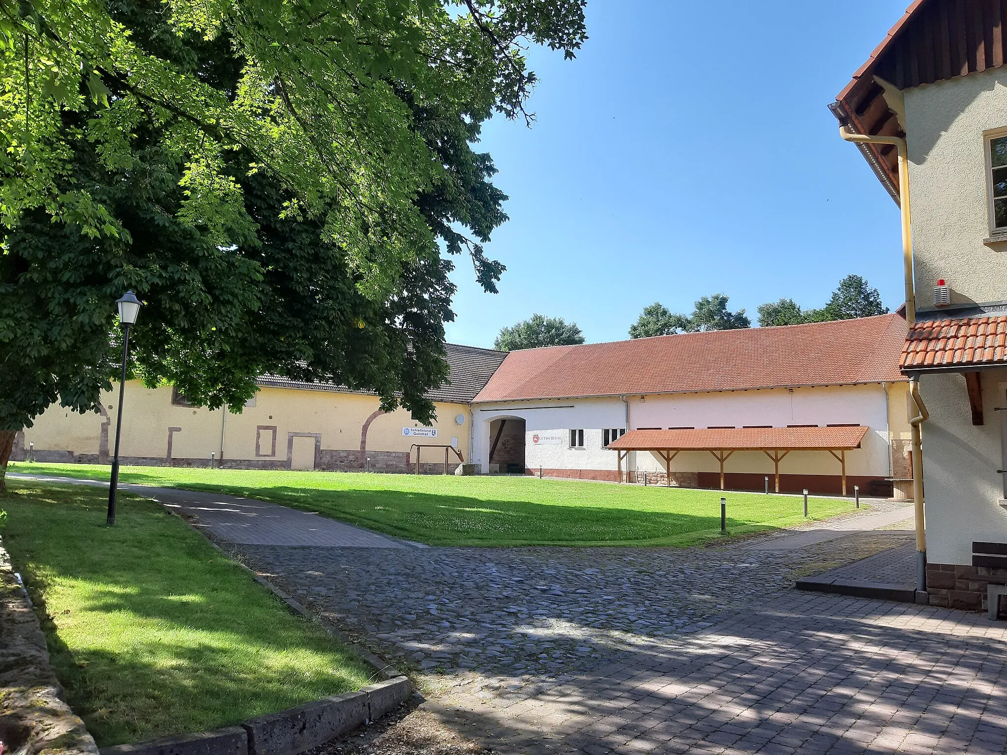 Photo showing: Roßdorf, Thüringen, ehemaliger Gutshof