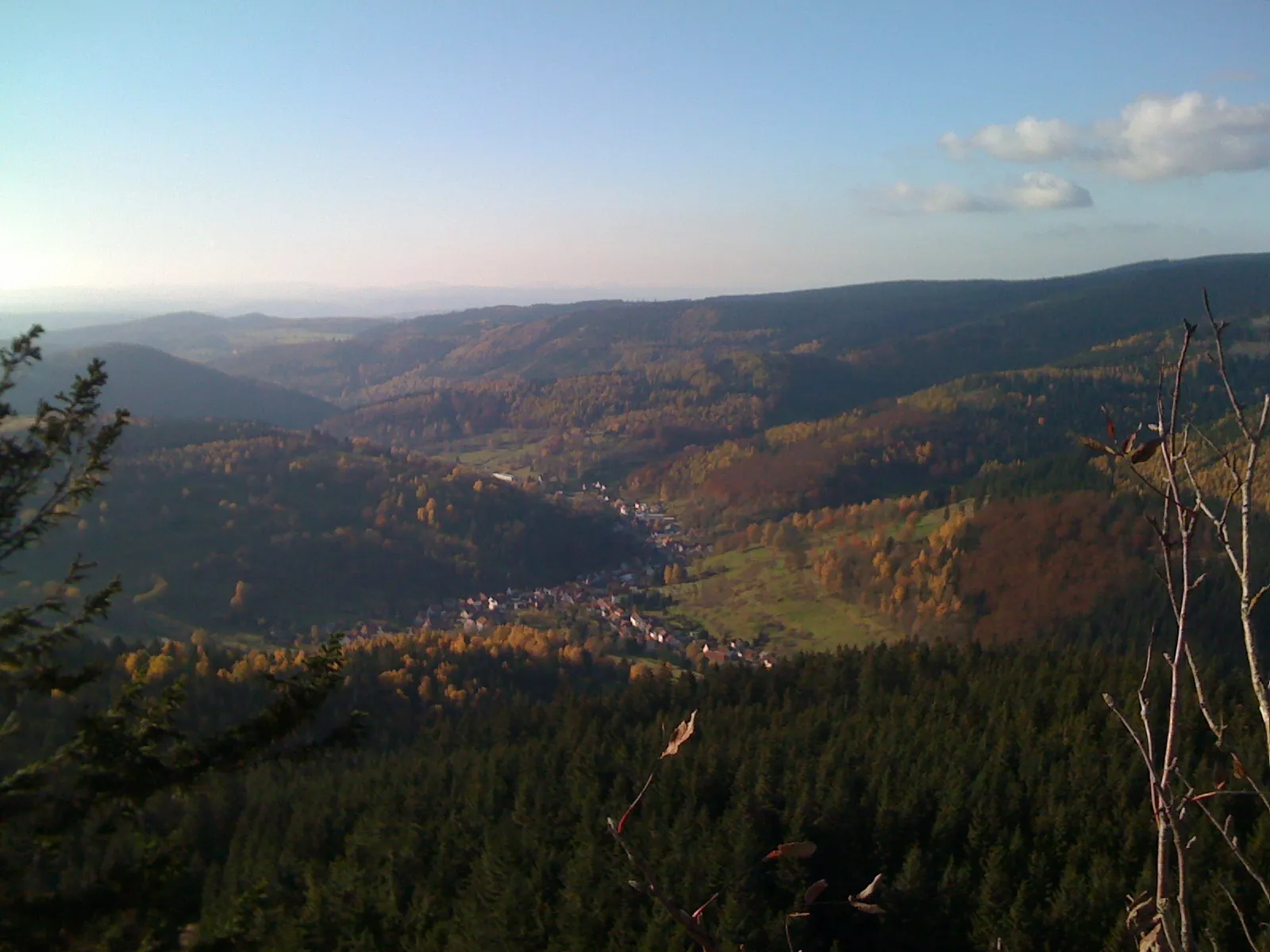 Photo showing: Oberschönau mit Blick von der Hohen Möst