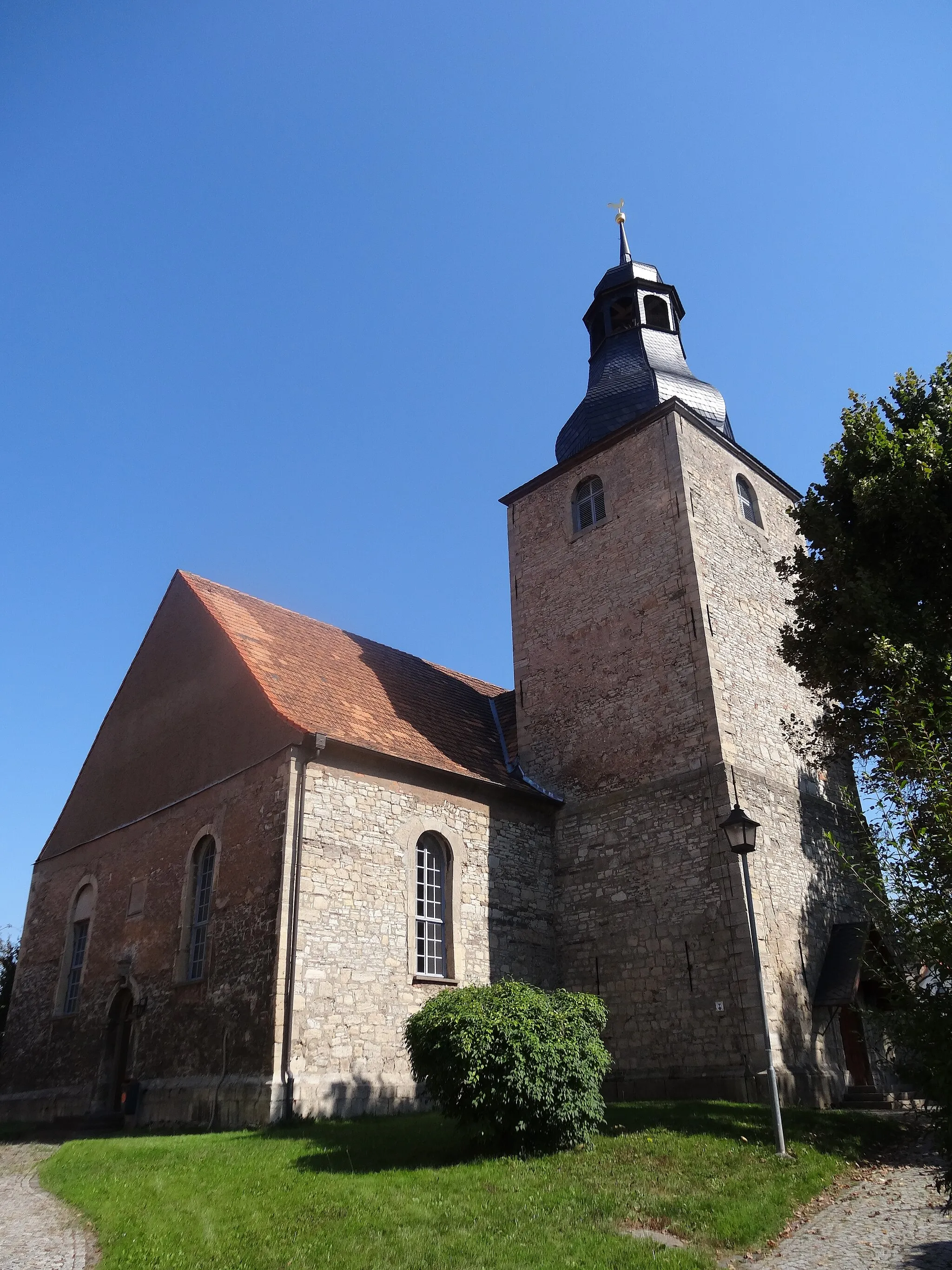 Photo showing: Church in Niedergebra, Thuringia, Germany