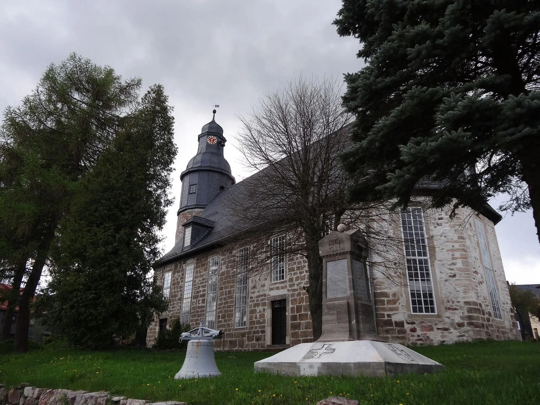 Photo showing: Church in Herschdorf, Ilm-Kreis, Thuringia, Germany