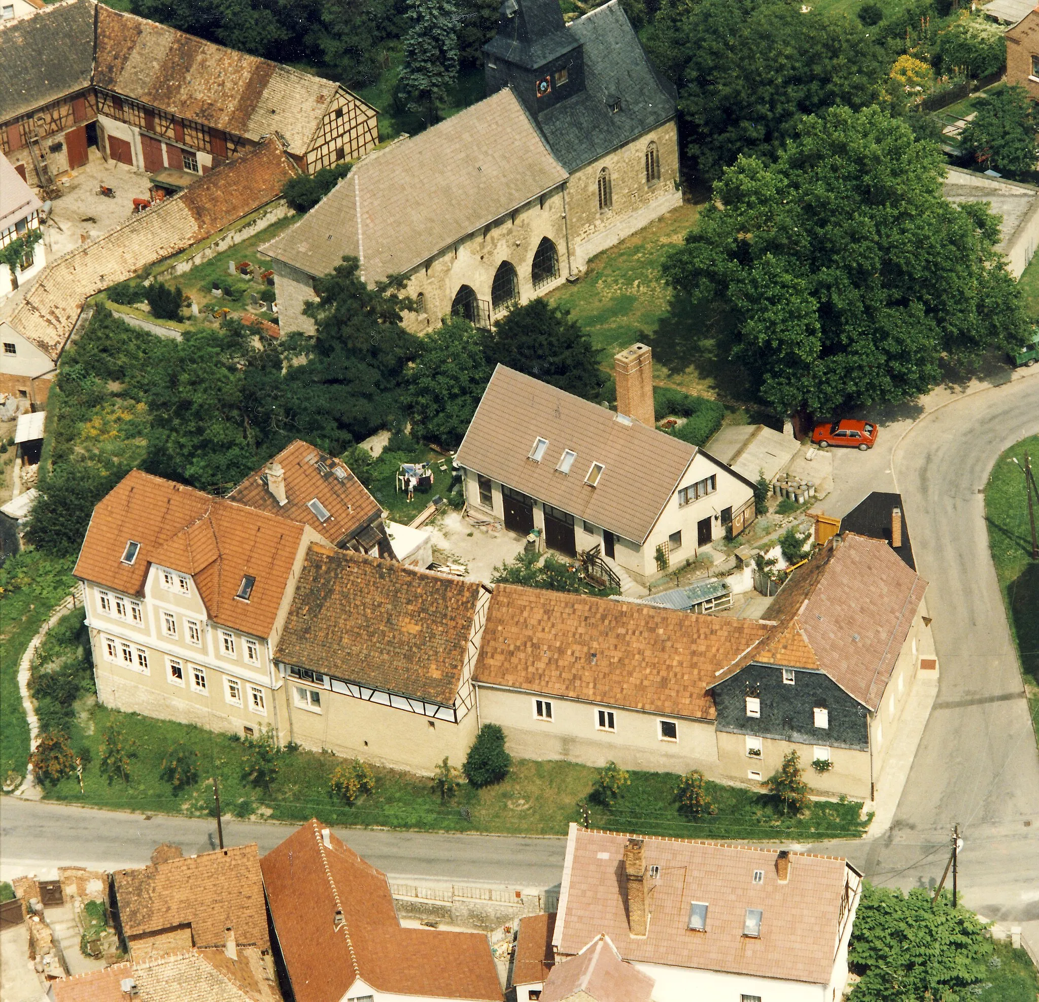 Photo showing: Pfarrei und ehemalige Klosterkirche