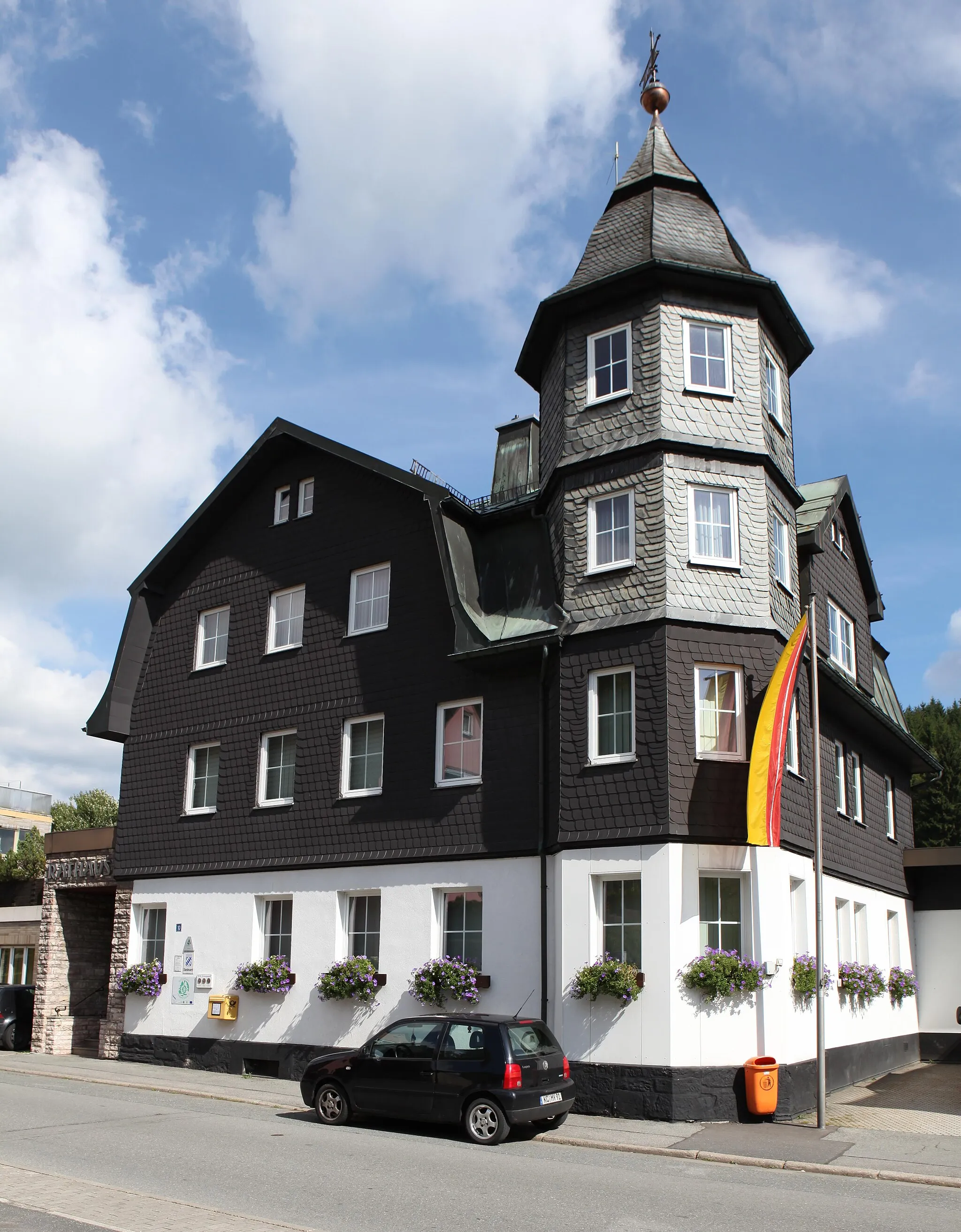 Photo showing: Rathaus in Tettau, Landkreis Kronach