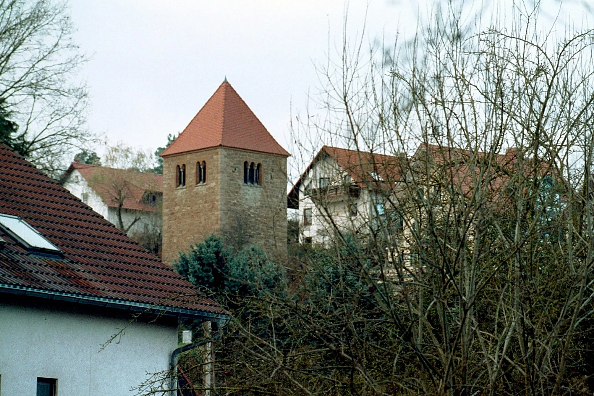 Photo showing: Hartmannsdorf next to Eisenberg,  the bell tower (telephoto)