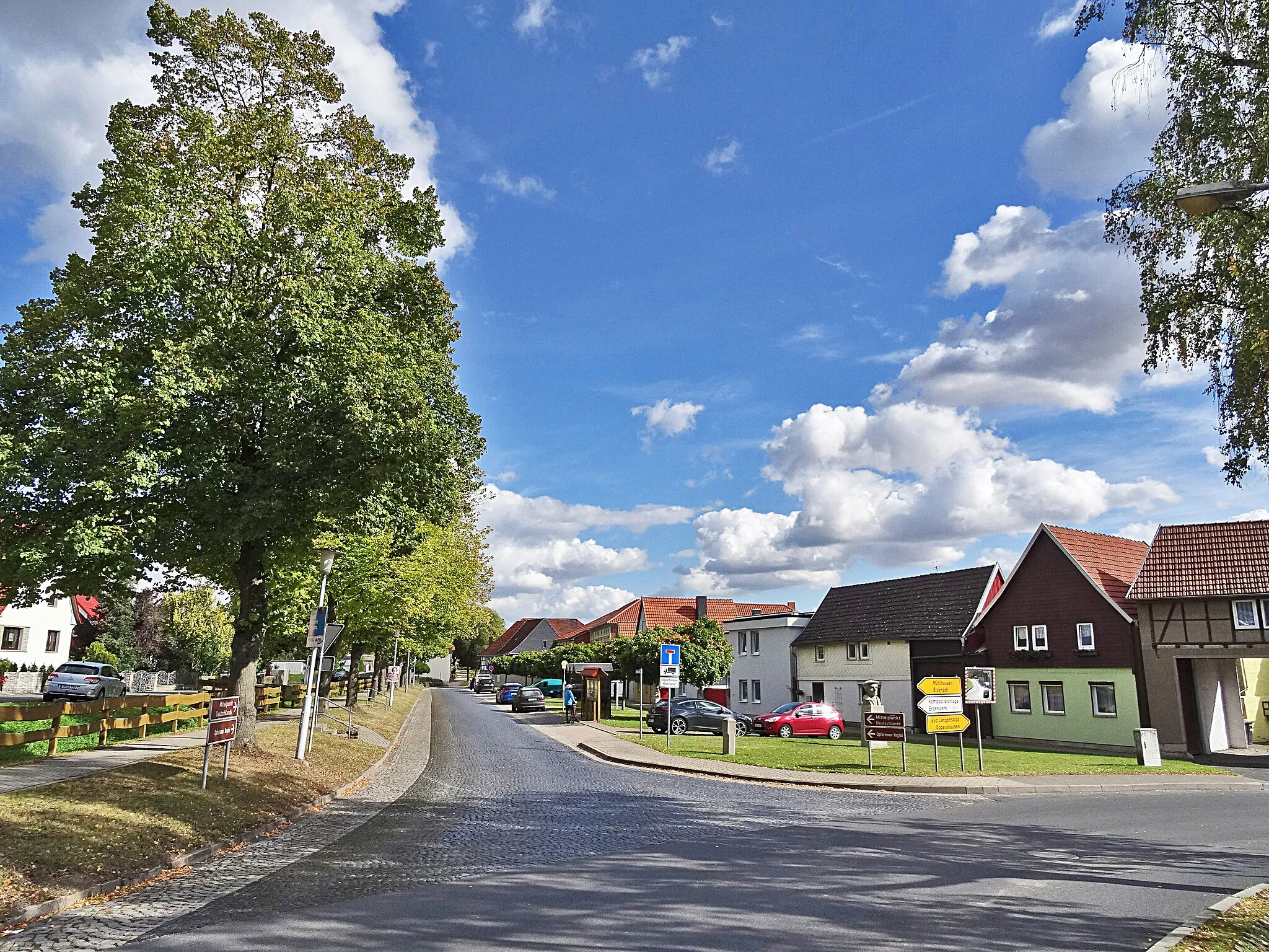 Photo showing: Dorfansicht von Niederdorla