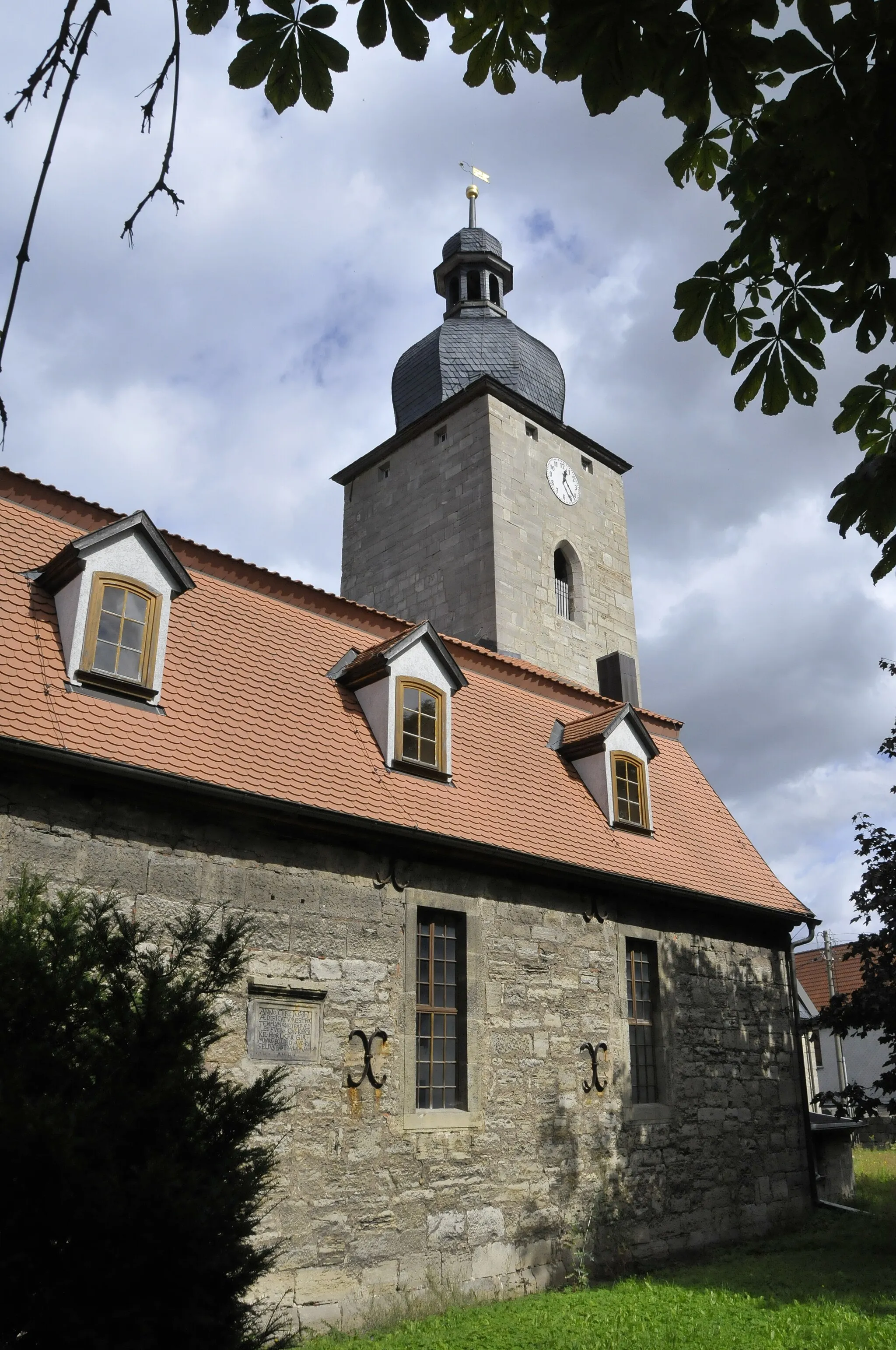 Photo showing: Gossel, church