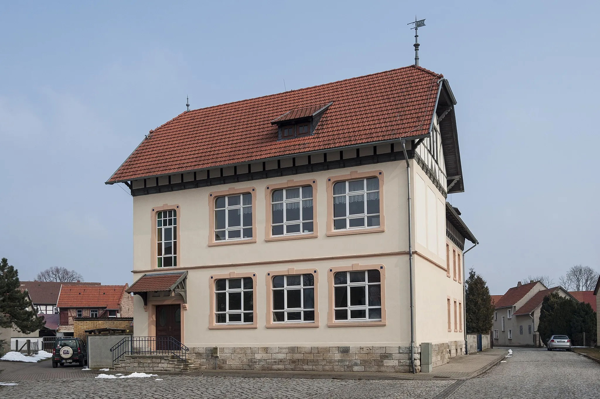Photo showing: Ehemalige Schule in Abtsbessingen