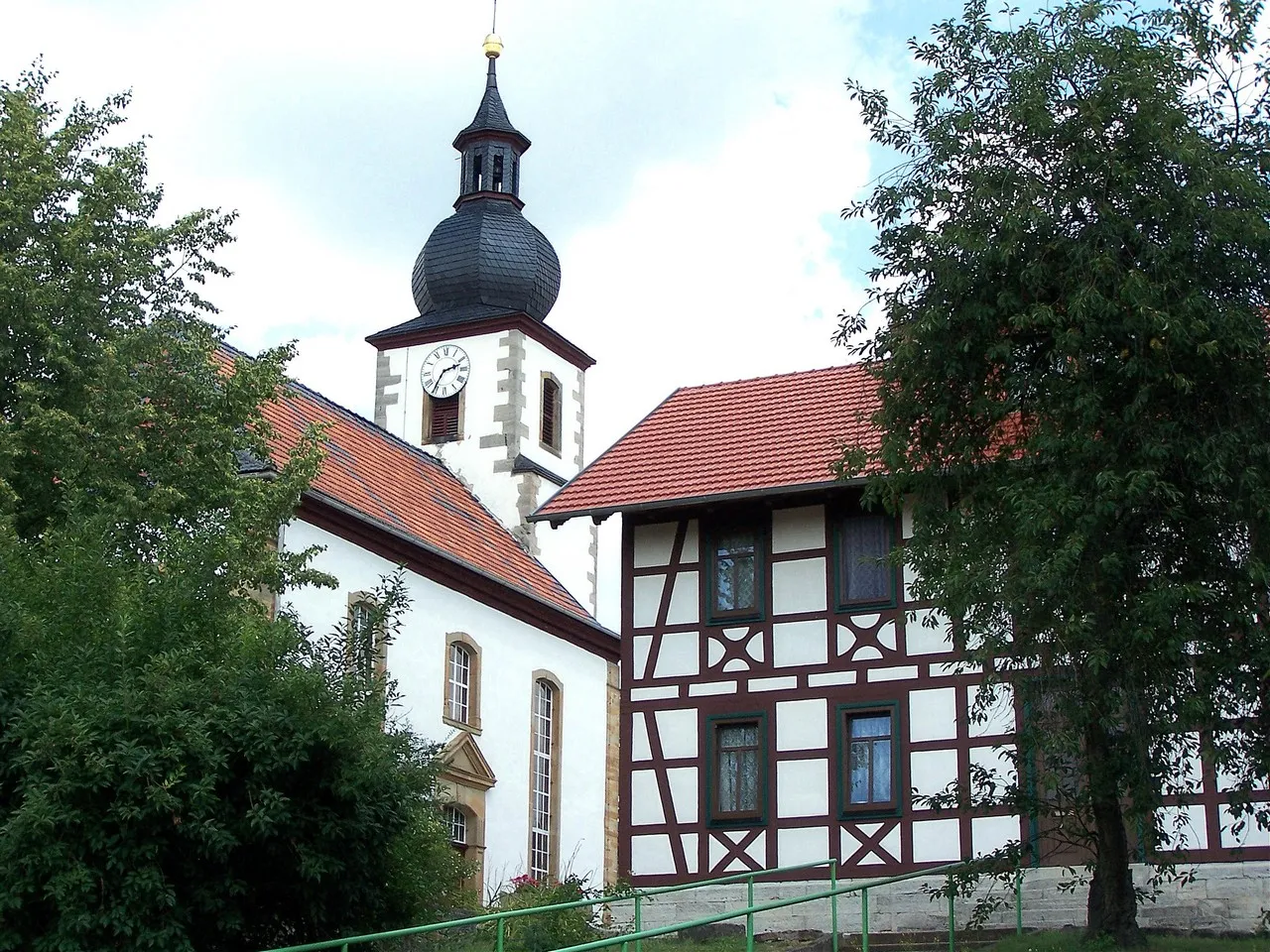 Photo showing: Church of Schwickershausen