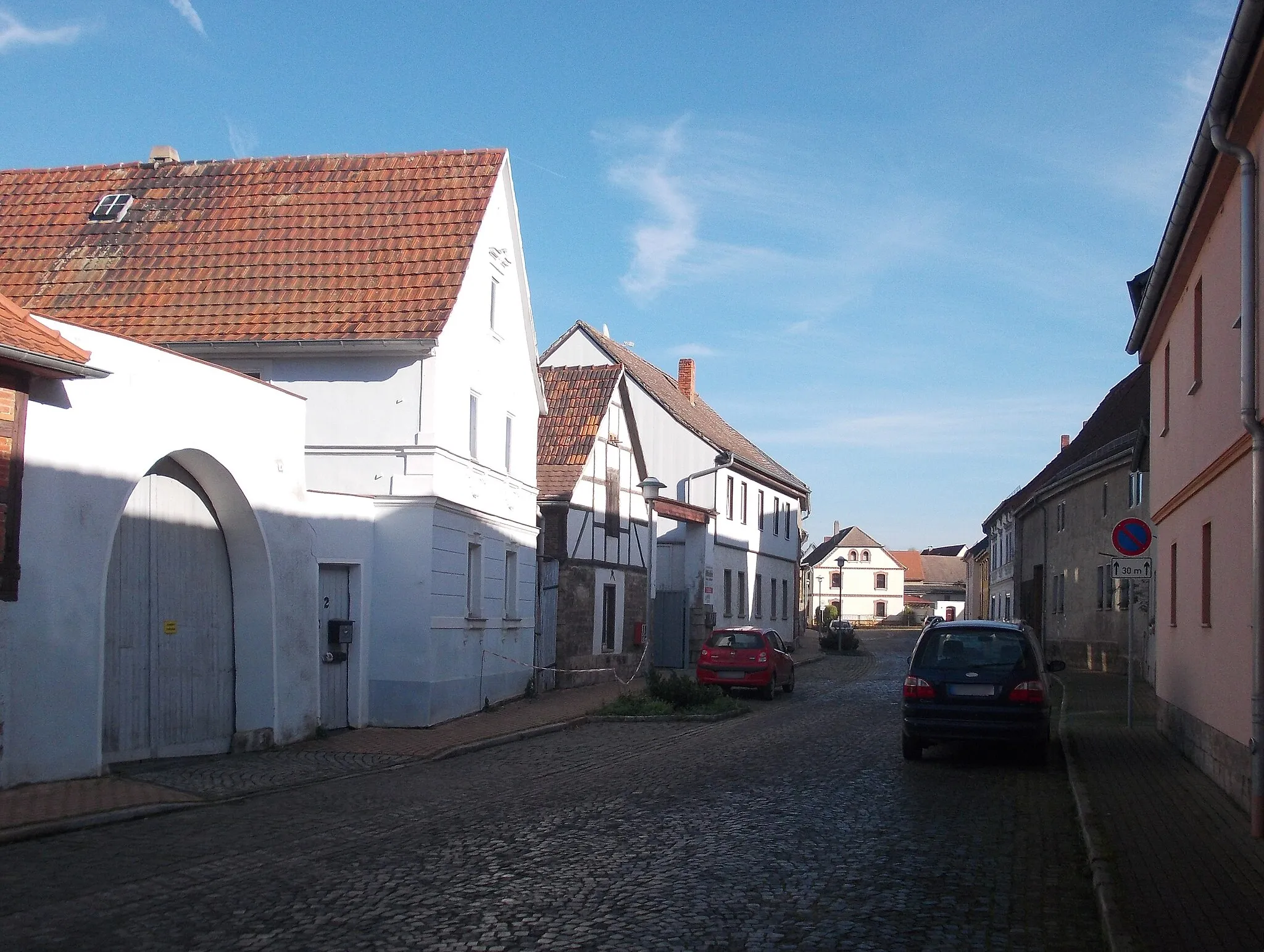 Photo showing: Dorfstrasse in Obertrebra (Weimarer Land district, Thuringia)