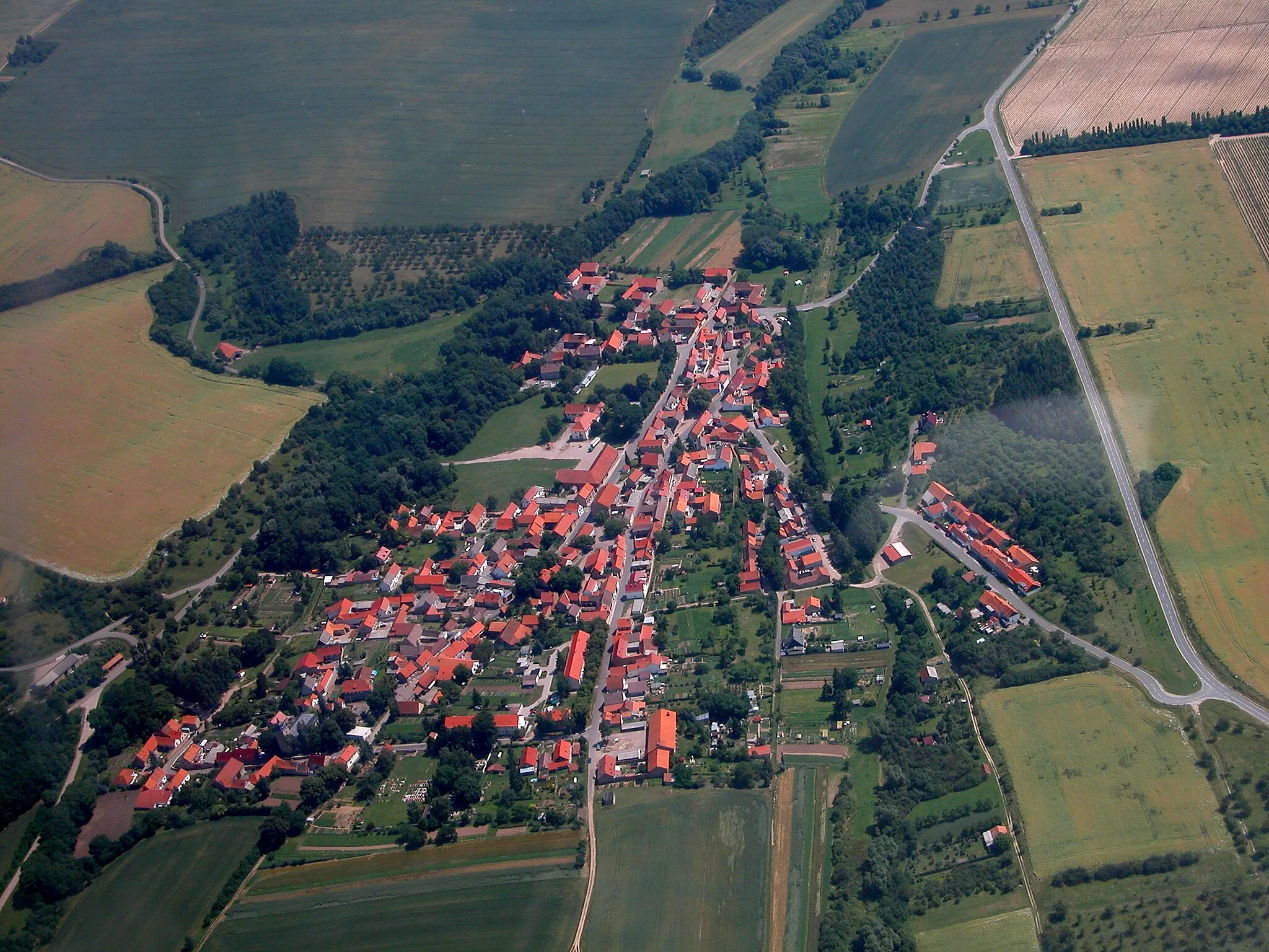 Photo showing: Kutzleben, 2005