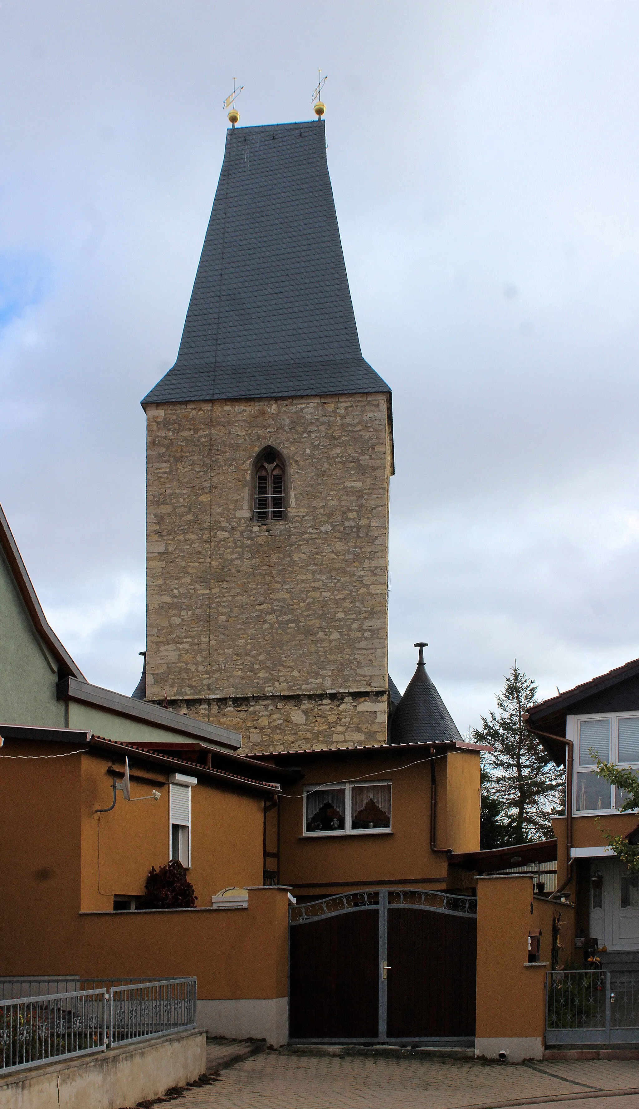Photo showing: Bilzingsleben, the tower of the Saint Wigbert church