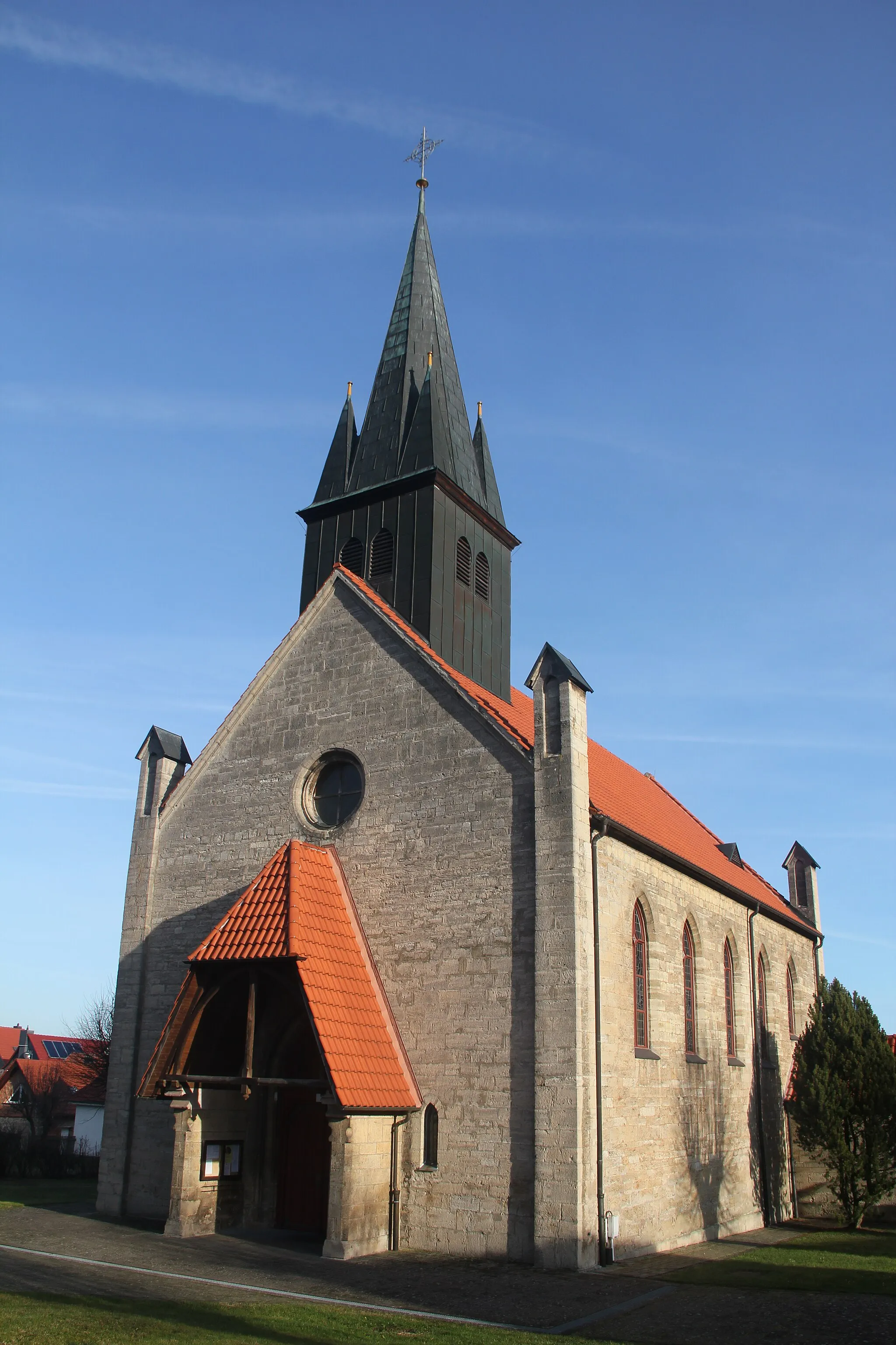 Photo showing: Kirche Mariä Himmelfahrt in Kleinbartloff im Eichsfeld