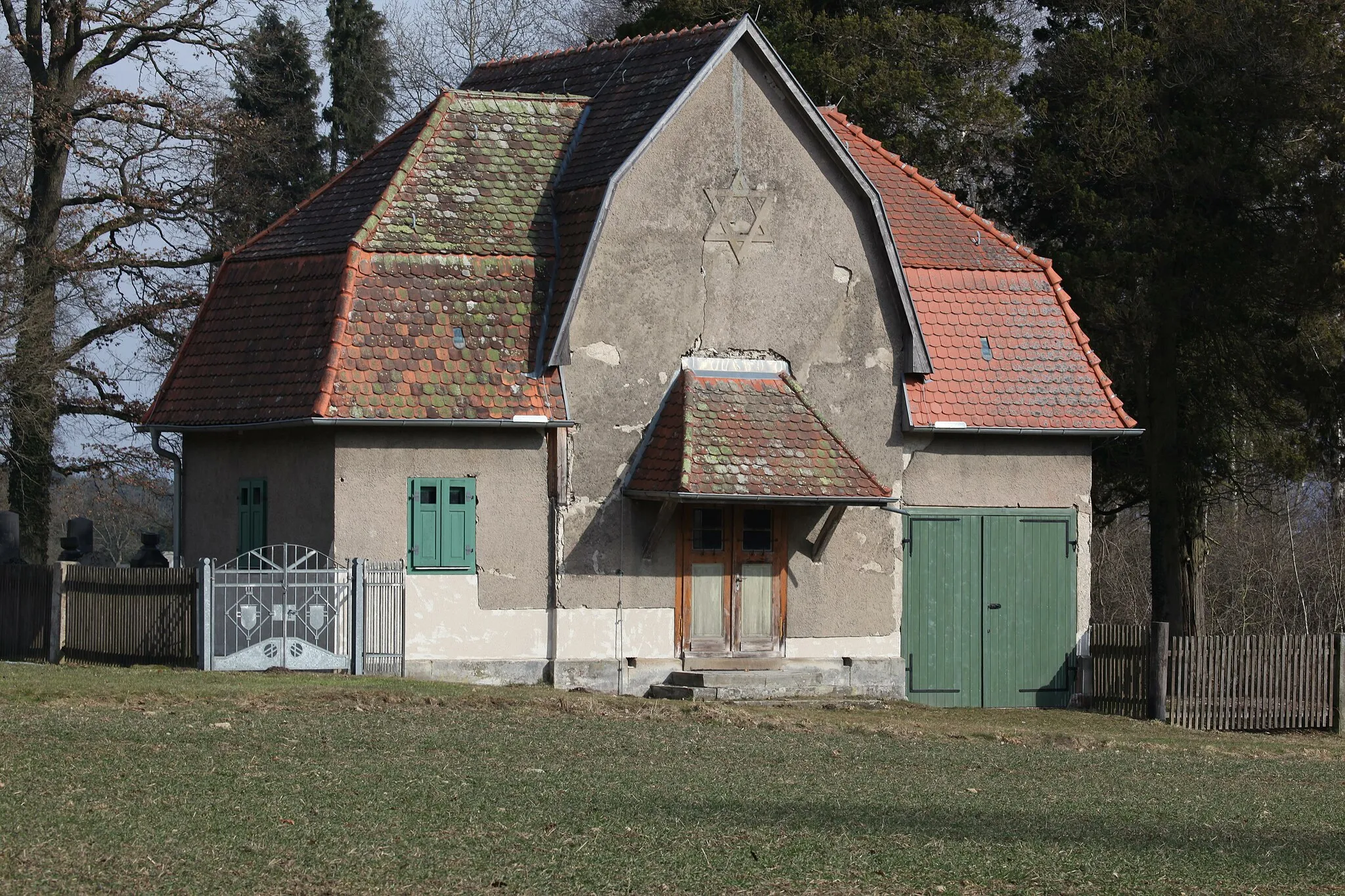 Photo showing: Taharahaus des Jüdischen Friedhofs Weitersroda, OT von Hildburghausen