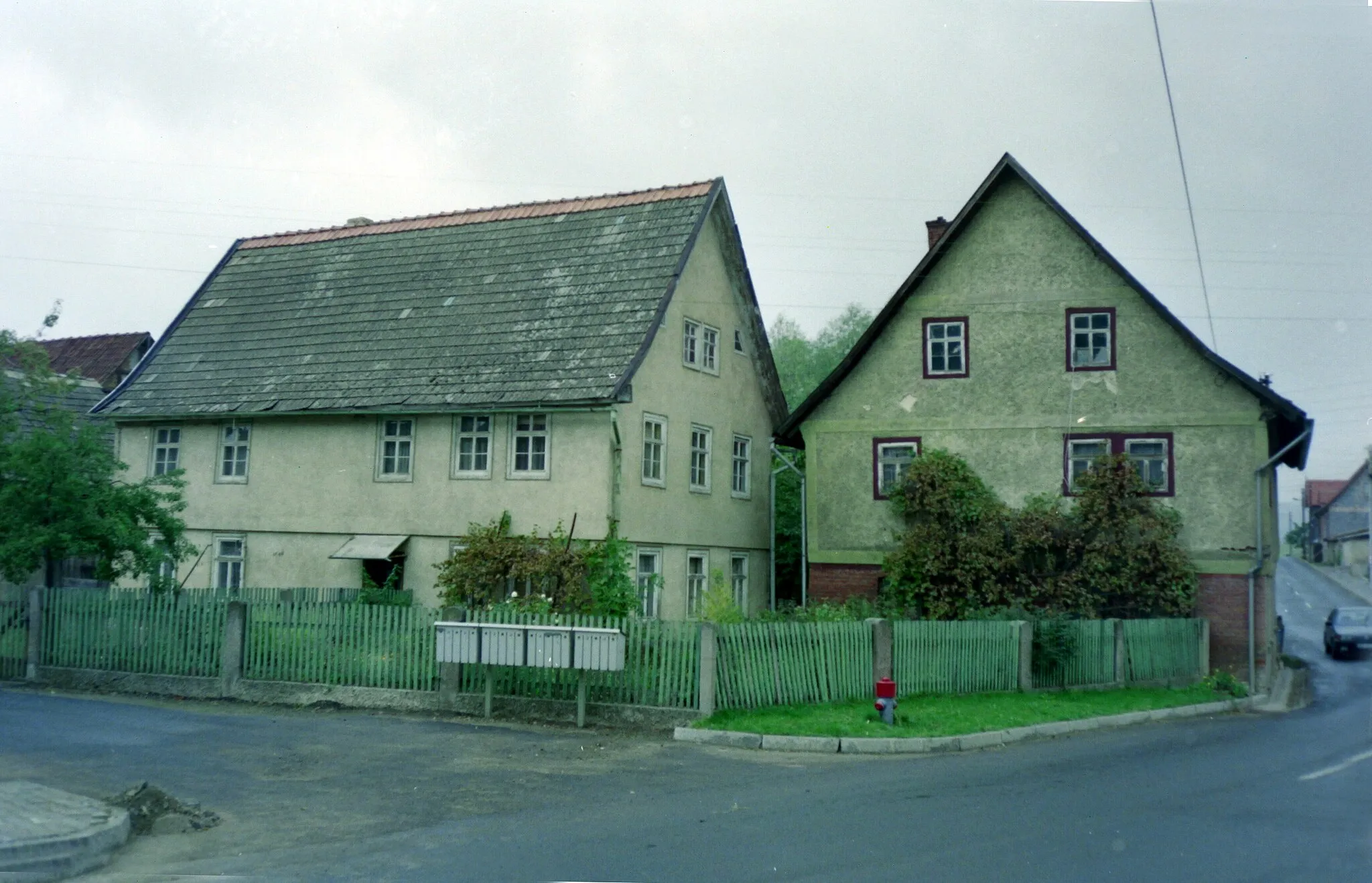 Photo showing: Berkach, 1991