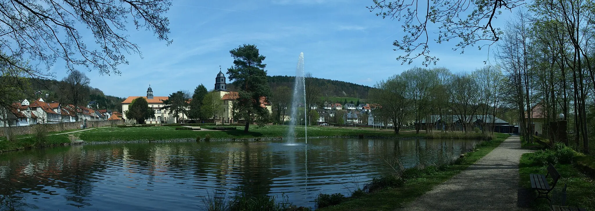 Photo showing: Panorama der Schlossanlage von Süden her, mit dem Schlossgarten